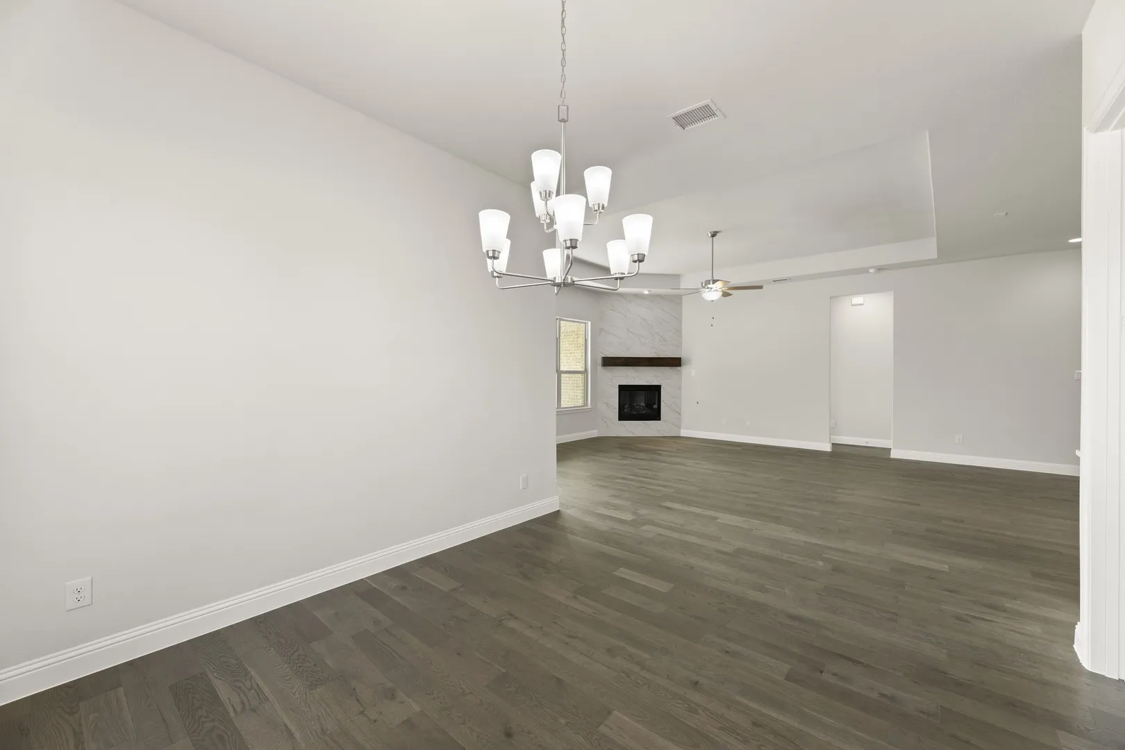 Single Family Residence For Sale in Grayson County , 707 Brazos Drive, Van Alstyne, Texas 75495, 4 Bedroom, 3 Bathroom, 2 Garage spaces, 2,718 Sqft, built in 2025, mls#21273988, Real Estate Agent in Van Alstyne, Homes For Sale in Grayson county, Homes For Sale in Van Alstyne, Realtor in Van Alstyne Texas, Real Estate Brokerage Independent Realty Texas, Luminita Cordes Realtor