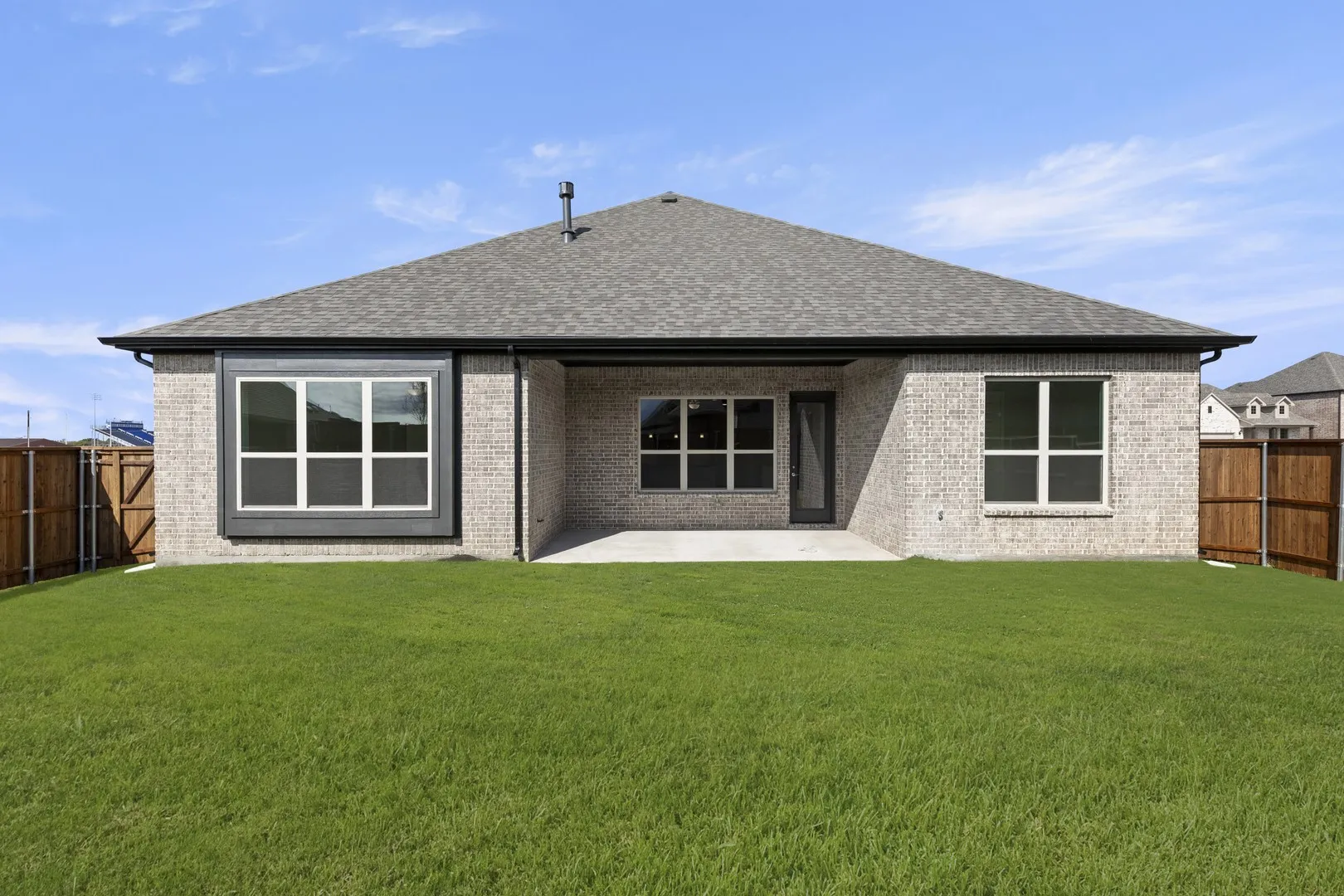 Single Family Residence For Sale in Grayson County , 707 Brazos Drive, Van Alstyne, Texas 75495, 4 Bedroom, 3 Bathroom, 2 Garage spaces, 2,718 Sqft, built in 2025, mls#21273988, Real Estate Agent in Van Alstyne, Homes For Sale in Grayson county, Homes For Sale in Van Alstyne, Realtor in Van Alstyne Texas, Real Estate Brokerage Independent Realty Texas, Luminita Cordes Realtor