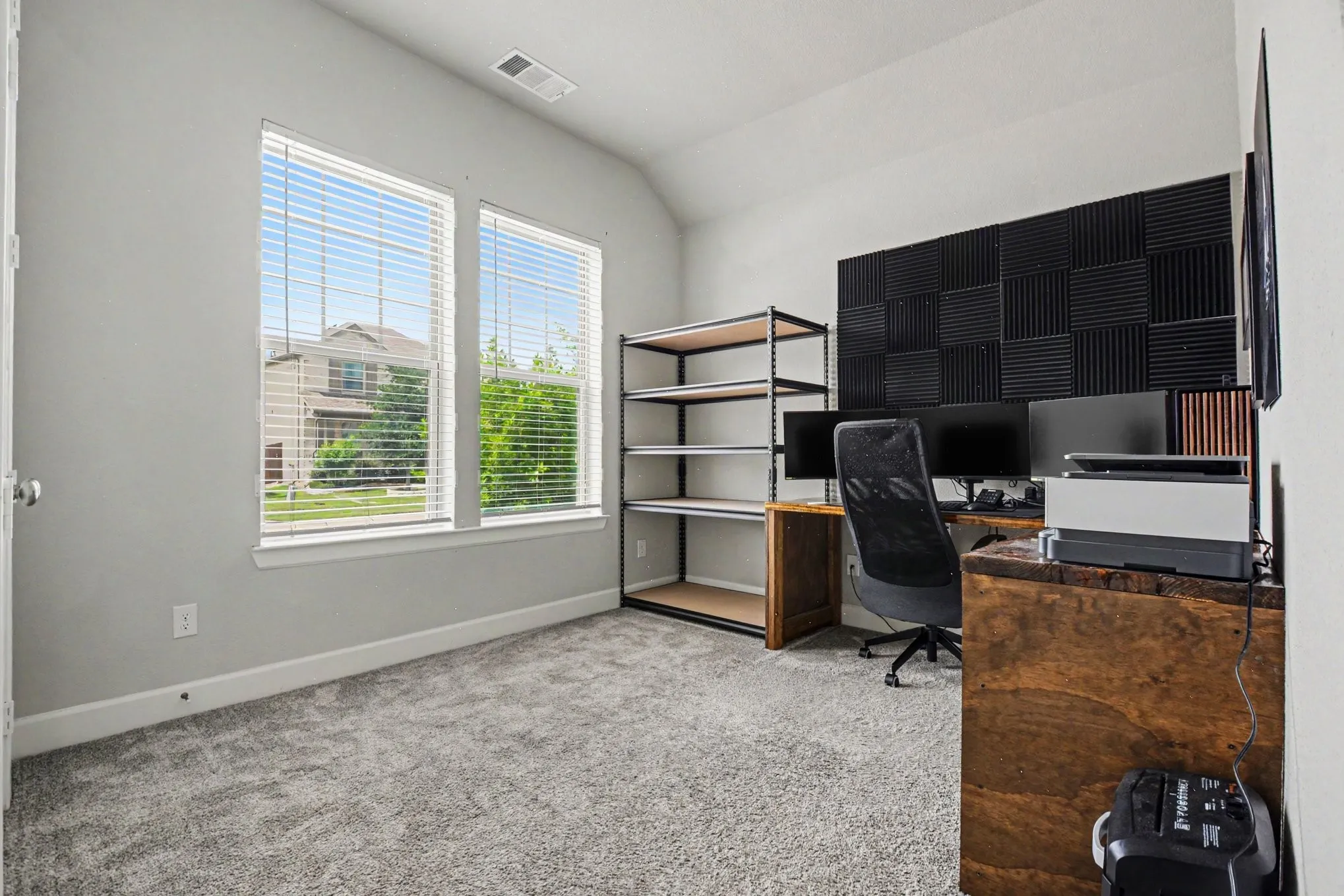 Single Family Residence For Sale in Denton County , 1425 Eclipse Road, Aubrey, Texas 76227, 3 Bedroom, 2 Bathroom, 2 Garage spaces, 1,884 Sqft, built in 2020, mls#21263426, Real Estate Agent in Aubrey, Homes For Sale in Denton county, Homes For Sale in Aubrey, Realtor in Aubrey Texas, Real Estate Brokerage Independent Realty Texas, Luminita Cordes Realtor