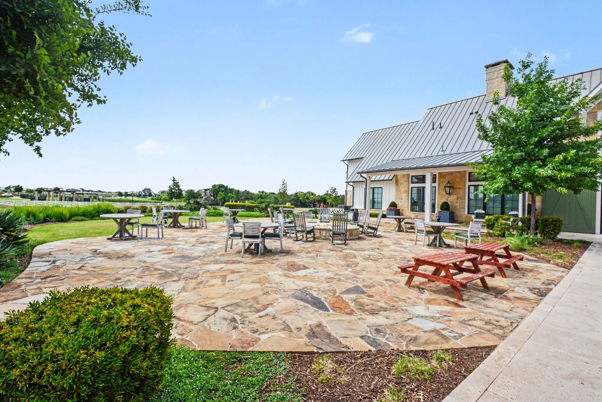 Single Family Residence For Sale in Denton County , 1425 Eclipse Road, Aubrey, Texas 76227, 3 Bedroom, 2 Bathroom, 2 Garage spaces, 1,884 Sqft, built in 2020, mls#21263426, Real Estate Agent in Aubrey, Homes For Sale in Denton county, Homes For Sale in Aubrey, Realtor in Aubrey Texas, Real Estate Brokerage Independent Realty Texas, Luminita Cordes Realtor