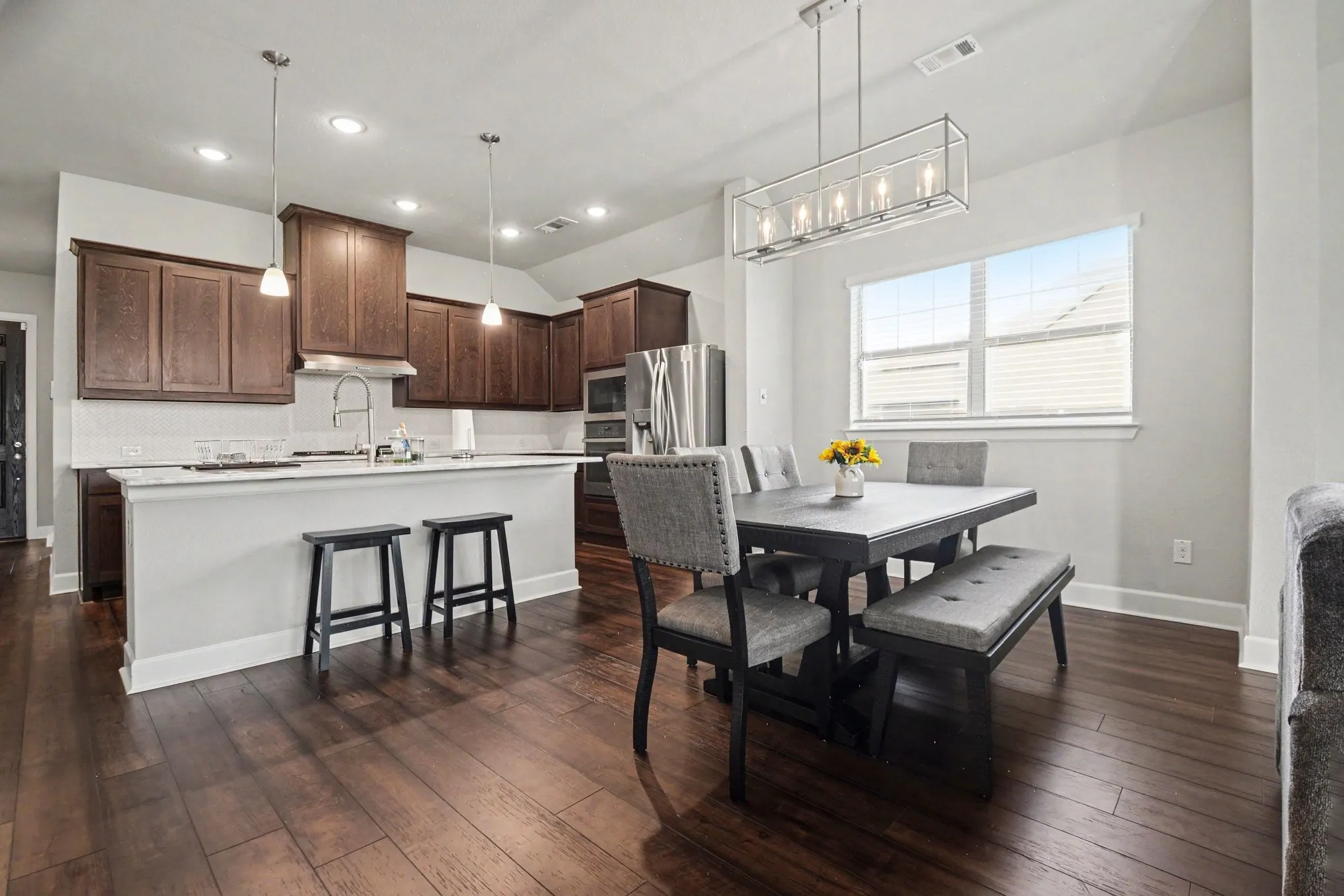 Single Family Residence For Sale in Denton County , 1425 Eclipse Road, Aubrey, Texas 76227, 3 Bedroom, 2 Bathroom, 2 Garage spaces, 1,884 Sqft, built in 2020, mls#21263426, Real Estate Agent in Aubrey, Homes For Sale in Denton county, Homes For Sale in Aubrey, Realtor in Aubrey Texas, Real Estate Brokerage Independent Realty Texas, Luminita Cordes Realtor