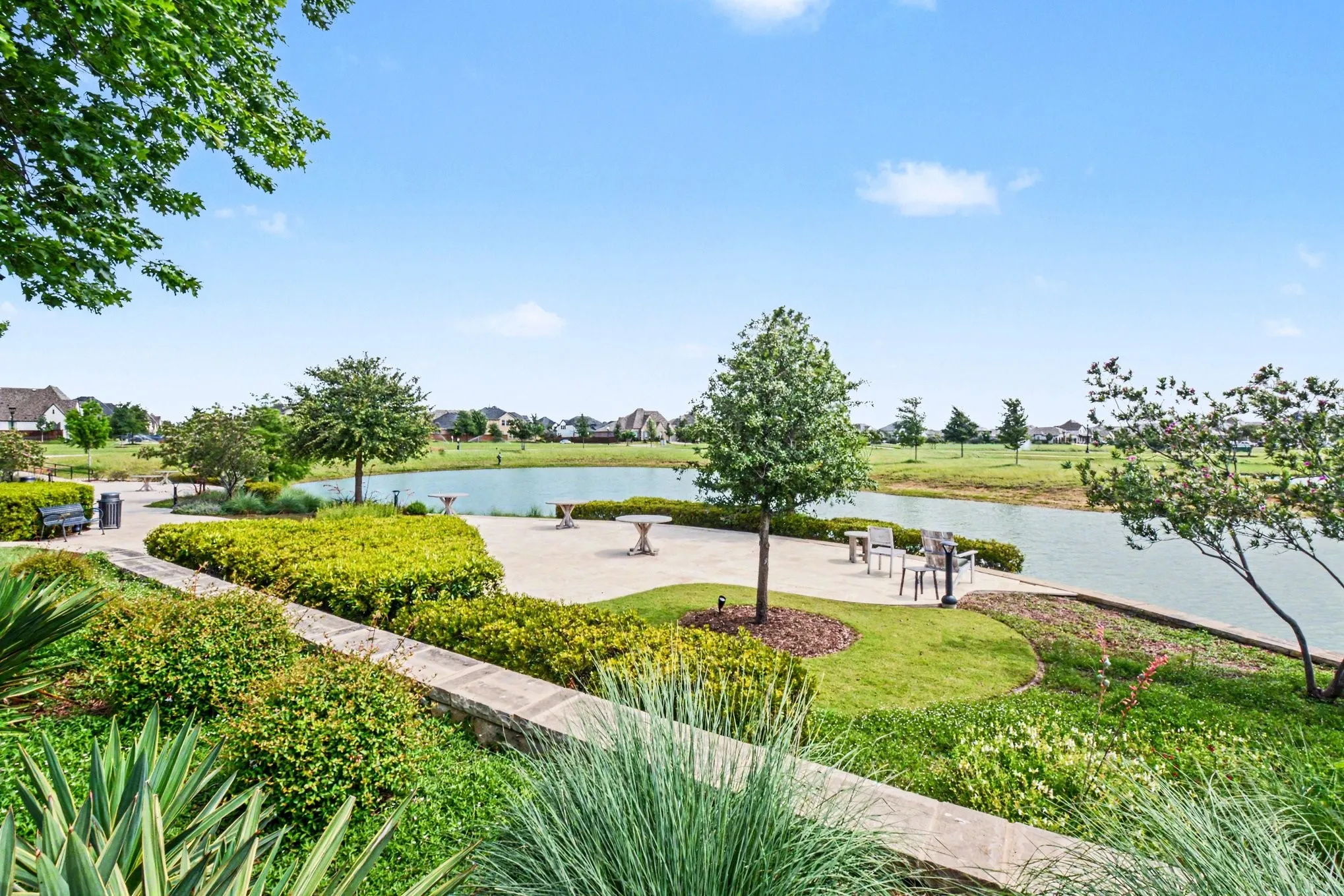 Single Family Residence For Sale in Denton County , 1425 Eclipse Road, Aubrey, Texas 76227, 3 Bedroom, 2 Bathroom, 2 Garage spaces, 1,884 Sqft, built in 2020, mls#21263426, Real Estate Agent in Aubrey, Homes For Sale in Denton county, Homes For Sale in Aubrey, Realtor in Aubrey Texas, Real Estate Brokerage Independent Realty Texas, Luminita Cordes Realtor