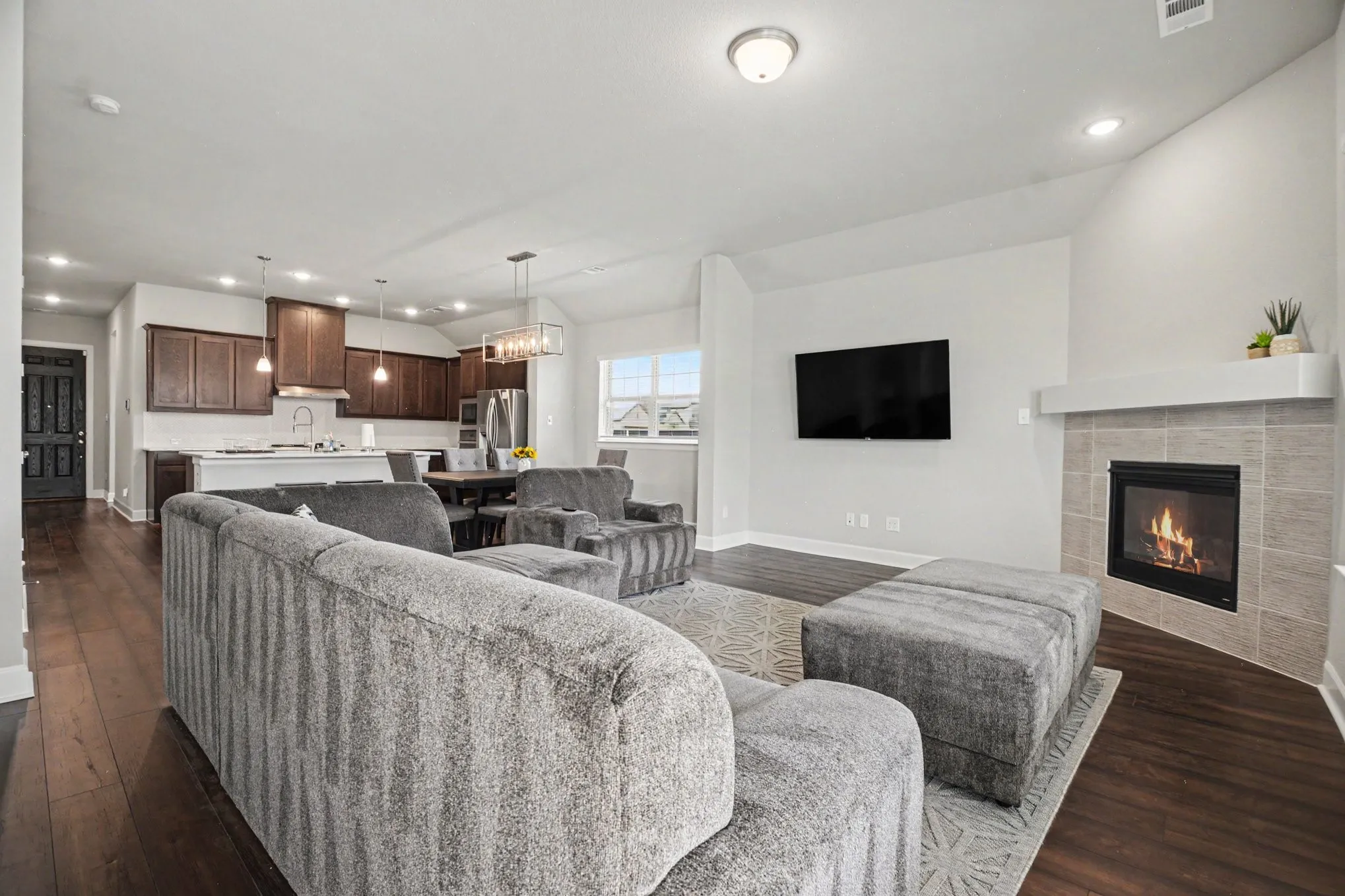 Single Family Residence For Sale in Denton County , 1425 Eclipse Road, Aubrey, Texas 76227, 3 Bedroom, 2 Bathroom, 2 Garage spaces, 1,884 Sqft, built in 2020, mls#21263426, Real Estate Agent in Aubrey, Homes For Sale in Denton county, Homes For Sale in Aubrey, Realtor in Aubrey Texas, Real Estate Brokerage Independent Realty Texas, Luminita Cordes Realtor