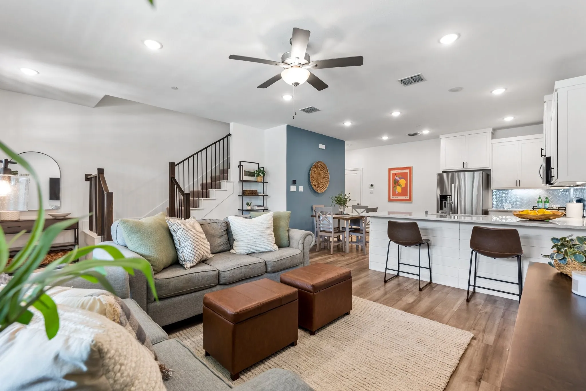 Townhouse For Rent in Dallas County , 2529 Barnwood Lane, Garland, Texas 75042, 3 Bedroom, 3 Bathroom, 2 Garage spaces, 1,658 Sqft, built in 2020, mls#21273729, Real Estate Agent in Garland, Homes For Rent in Dallas county, Homes For Rent in Garland, Realtor in Garland Texas, Real Estate Brokerage Independent Realty Texas, Luminita Cordes Realtor