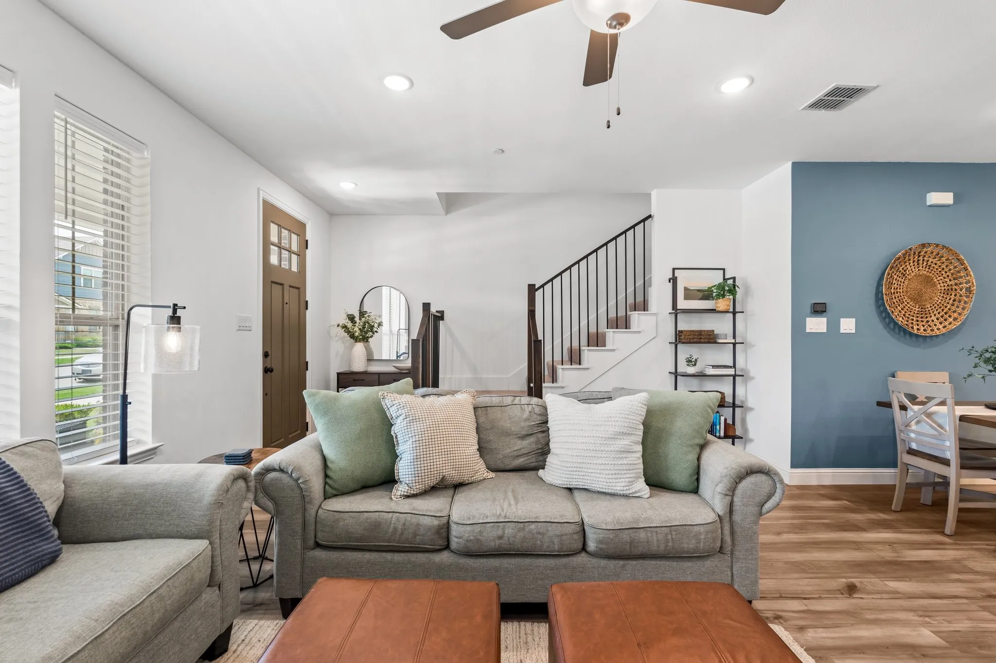 Townhouse For Rent in Dallas County , 2529 Barnwood Lane, Garland, Texas 75042, 3 Bedroom, 3 Bathroom, 2 Garage spaces, 1,658 Sqft, built in 2020, mls#21273729, Real Estate Agent in Garland, Homes For Rent in Dallas county, Homes For Rent in Garland, Realtor in Garland Texas, Real Estate Brokerage Independent Realty Texas, Luminita Cordes Realtor