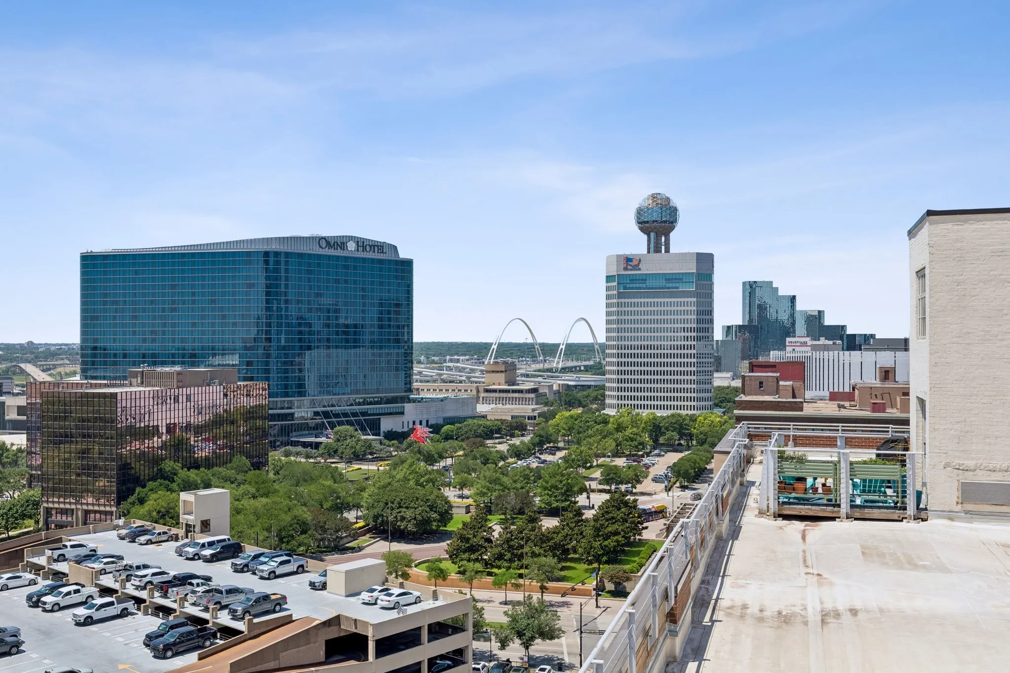 Condominium For Sale in Dallas County , 1122 Jackson Street 820, Dallas, Texas 75202, 1 Bedroom, 1 Bathroom, 1 Garage spaces, 1,024 Sqft, built in 1925, mls#21271634, Real Estate Agent in Dallas, Homes For Sale in Dallas county, Homes For Sale in Dallas, Realtor in Dallas Texas, Real Estate Brokerage Independent Realty Texas, Luminita Cordes Realtor