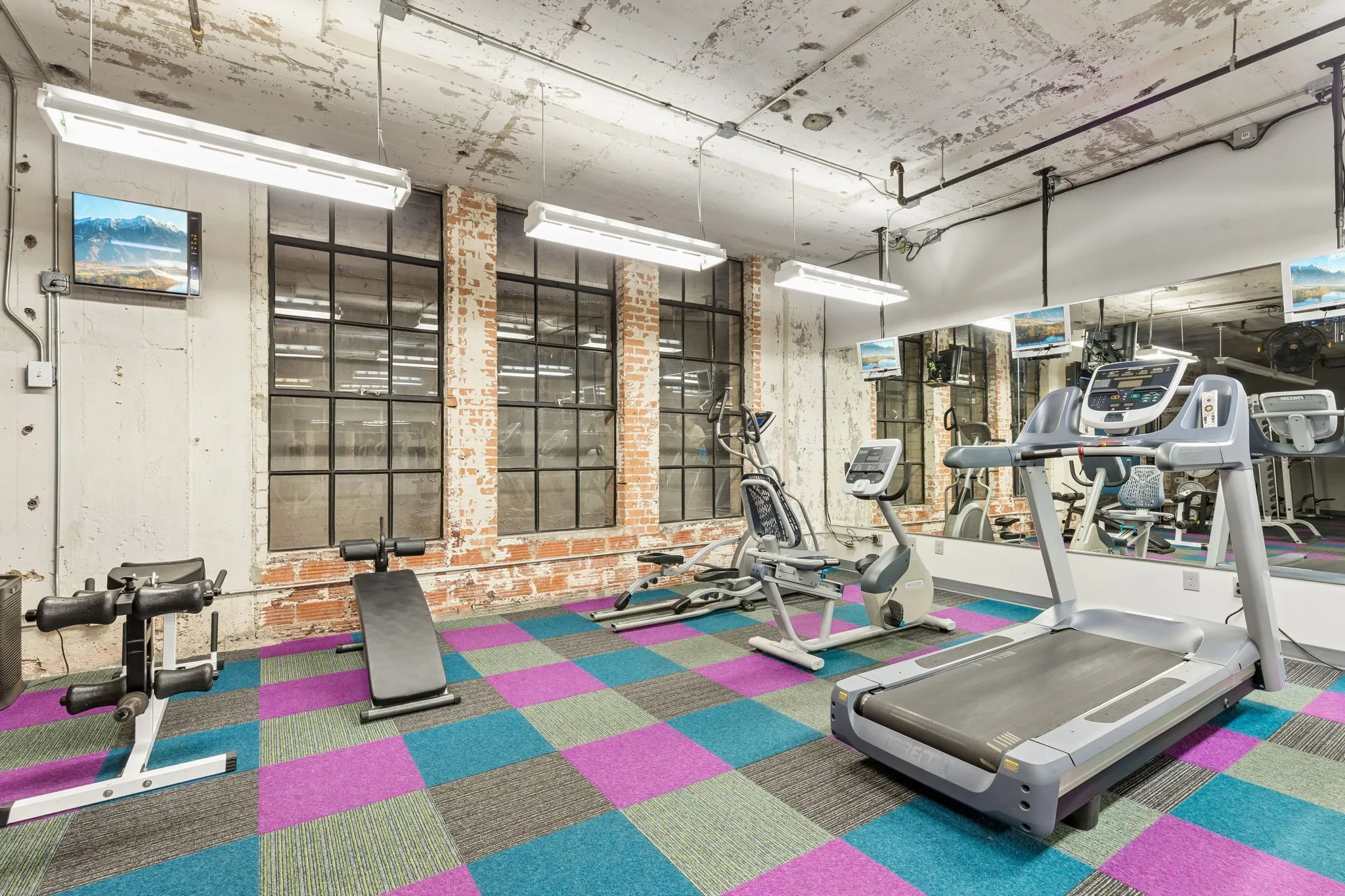 Condominium For Sale in Dallas County , 1122 Jackson Street 820, Dallas, Texas 75202, 1 Bedroom, 1 Bathroom, 1 Garage spaces, 1,024 Sqft, built in 1925, mls#21271634, Real Estate Agent in Dallas, Homes For Sale in Dallas county, Homes For Sale in Dallas, Realtor in Dallas Texas, Real Estate Brokerage Independent Realty Texas, Luminita Cordes Realtor