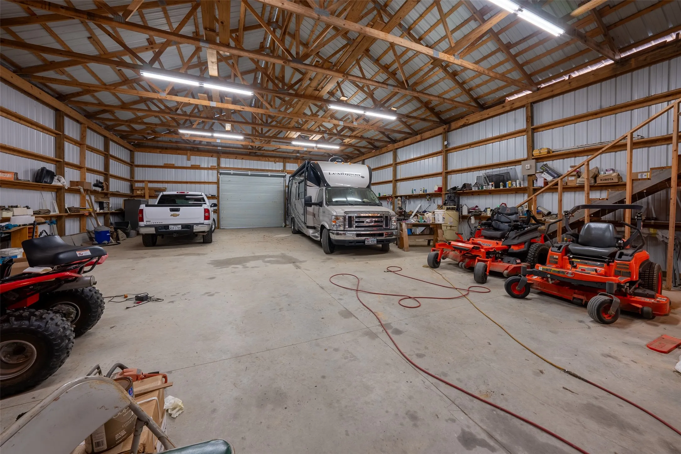 Farm For Sale in Van Zandt County , 1423 Fm 1653, Ben Wheeler, Texas 75754, 2 Bedrooms, 2 Bathrooms, Garage spaces, 1,440 Sqft, built in 2019, Price $2,349,500, mls#21274029, Real Estate Agent in Ben Wheeler, Homes For Sale in Van Zandt county, Homes For Sale in Ben Wheeler, Realtor in Ben Wheeler Texas, Real Estate Brokerage Independent Realty Texas, Luminita Cordes Realtor
