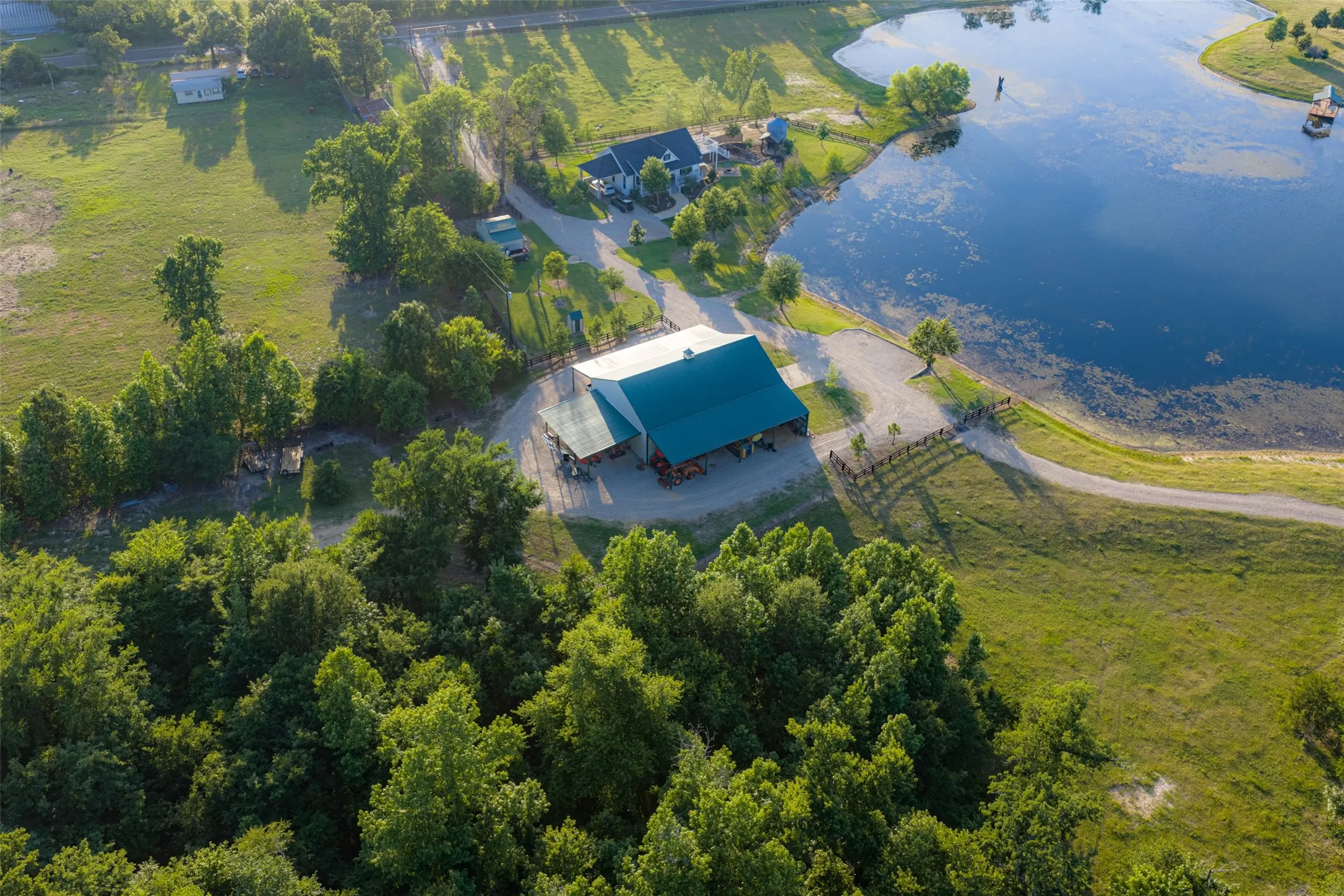 Farm For Sale in Van Zandt County , 1423 Fm 1653, Ben Wheeler, Texas 75754, 2 Bedrooms, 2 Bathrooms, Garage spaces, 1,440 Sqft, built in 2019, Price $2,349,500, mls#21274029, Real Estate Agent in Ben Wheeler, Homes For Sale in Van Zandt county, Homes For Sale in Ben Wheeler, Realtor in Ben Wheeler Texas, Real Estate Brokerage Independent Realty Texas, Luminita Cordes Realtor
