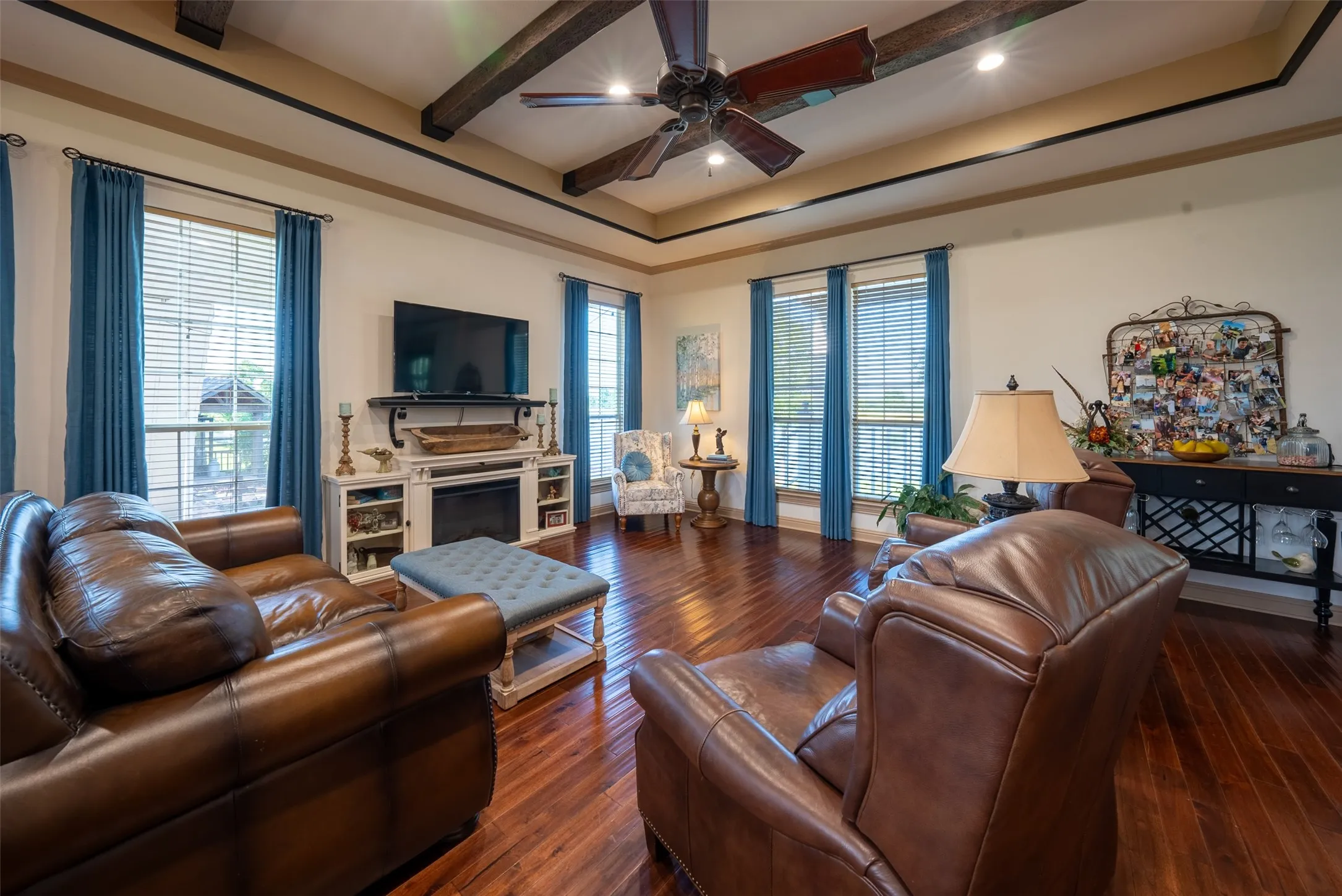 Farm For Sale in Van Zandt County , 1423 Fm 1653, Ben Wheeler, Texas 75754, 2 Bedrooms, 2 Bathrooms, Garage spaces, 1,440 Sqft, built in 2019, Price $2,349,500, mls#21274029, Real Estate Agent in Ben Wheeler, Homes For Sale in Van Zandt county, Homes For Sale in Ben Wheeler, Realtor in Ben Wheeler Texas, Real Estate Brokerage Independent Realty Texas, Luminita Cordes Realtor