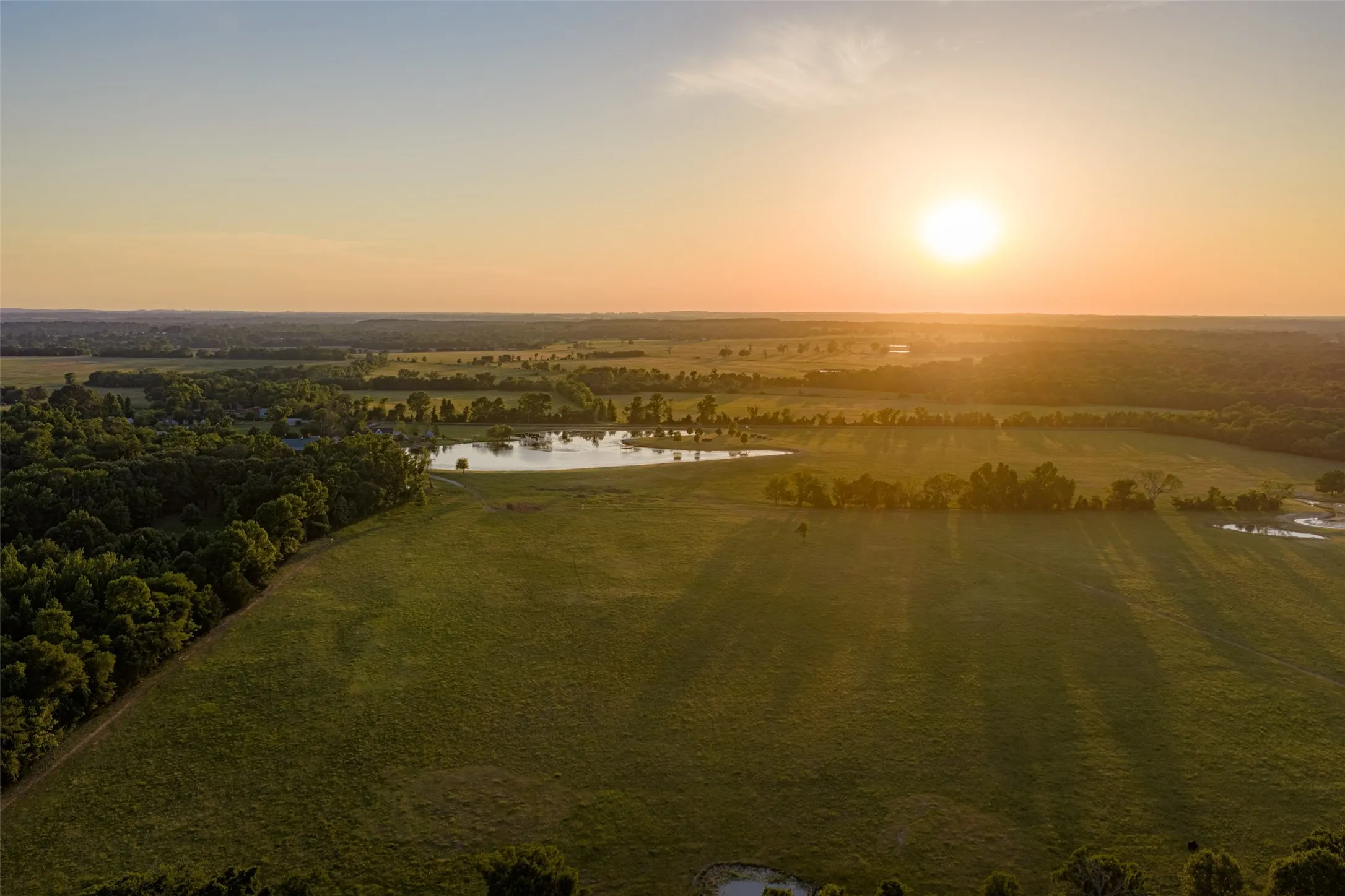 Farm For Sale in Van Zandt County , 1423 Fm 1653, Ben Wheeler, Texas 75754, 2 Bedrooms, 2 Bathrooms, Garage spaces, 1,440 Sqft, built in 2019, Price $2,349,500, mls#21274029, Real Estate Agent in Ben Wheeler, Homes For Sale in Van Zandt county, Homes For Sale in Ben Wheeler, Realtor in Ben Wheeler Texas, Real Estate Brokerage Independent Realty Texas, Luminita Cordes Realtor