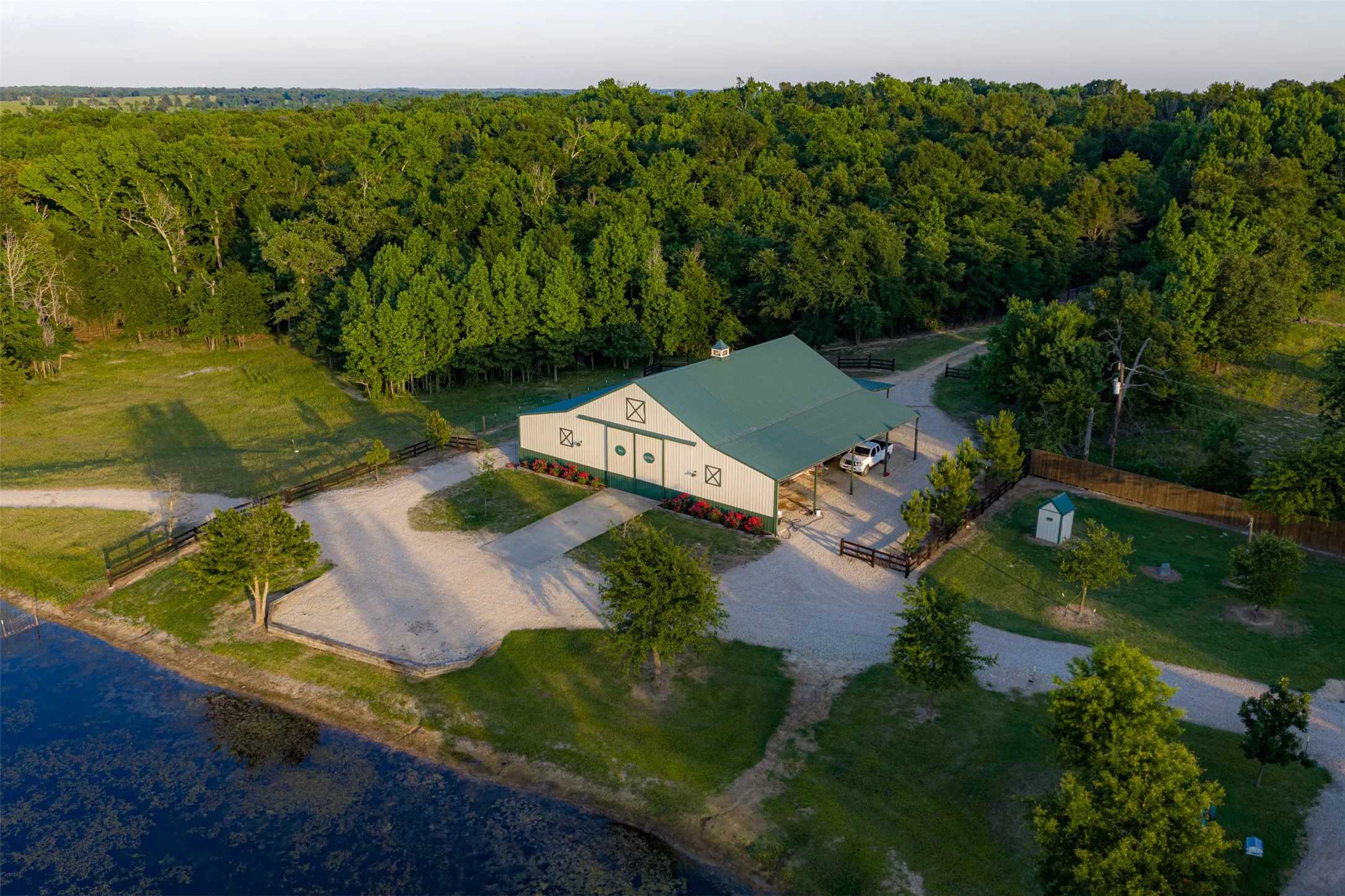 Farm For Sale in Van Zandt County , 1423 Fm 1653, Ben Wheeler, Texas 75754, 2 Bedrooms, 2 Bathrooms, Garage spaces, 1,440 Sqft, built in 2019, Price $2,349,500, mls#21274029, Real Estate Agent in Ben Wheeler, Homes For Sale in Van Zandt county, Homes For Sale in Ben Wheeler, Realtor in Ben Wheeler Texas, Real Estate Brokerage Independent Realty Texas, Luminita Cordes Realtor