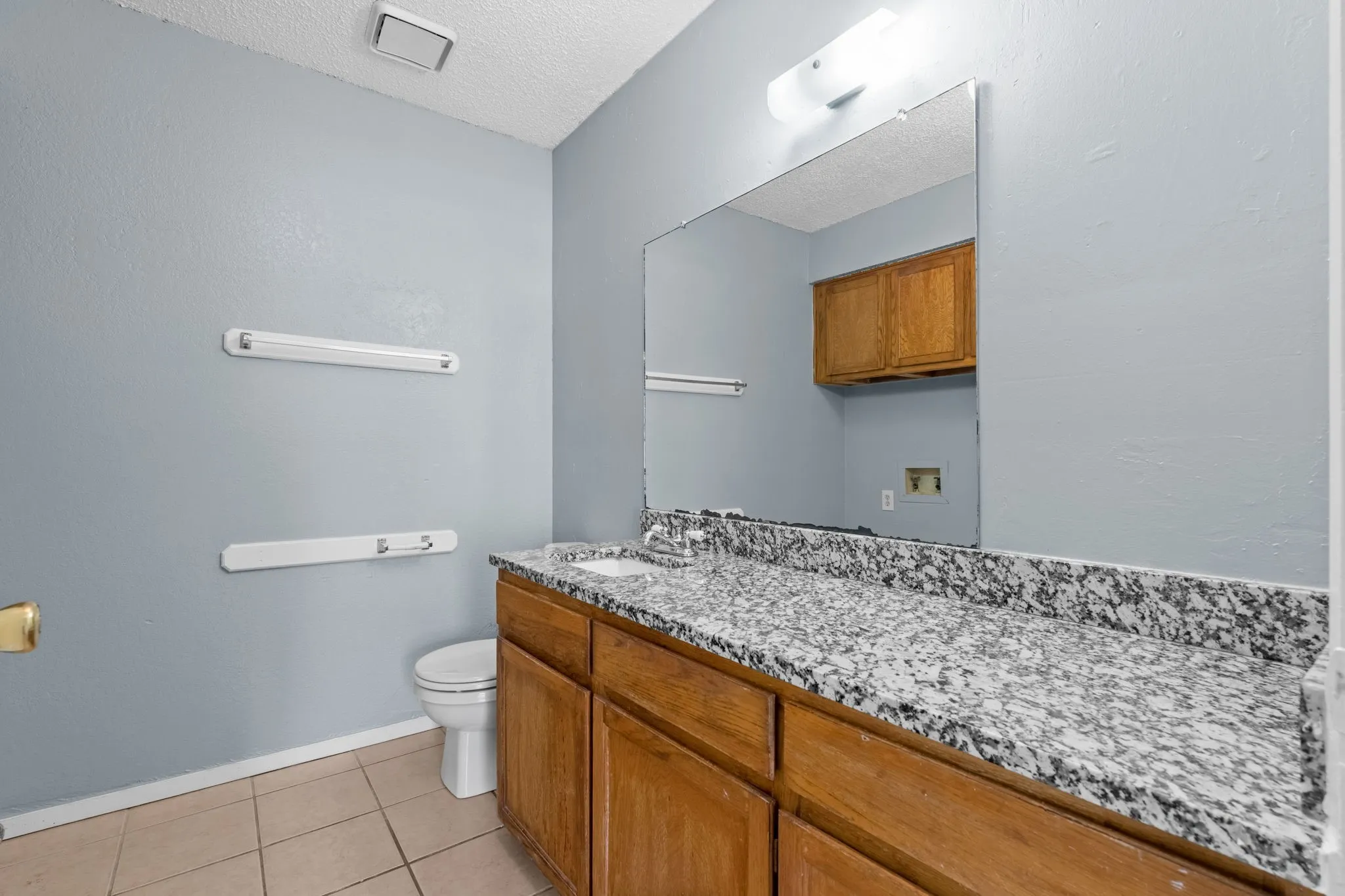Duplex For Sale in Tarrant County , 7316 Davis Boulevard, North Richland Hills, Texas 76182, 4 Bedroom, 4 Bathroom, Garage spaces, 0 Sqft, built in 1985, mls#21274095, Real Estate Agent in North Richland Hills, Homes For Sale in Tarrant county, Homes For Sale in North Richland Hills, Realtor in North Richland Hills Texas, Real Estate Brokerage Independent Realty Texas, Luminita Cordes Realtor