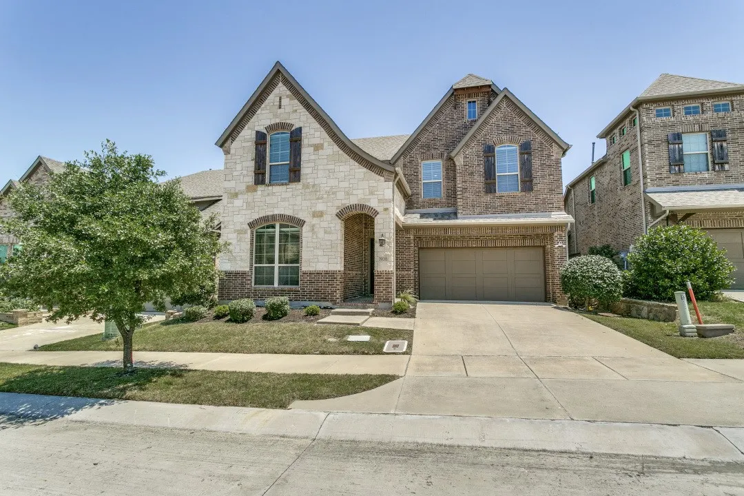 Single Family Residence For Sale in Dallas County , 7906 Gulfstream Lane, Irving, Texas 75063, 4 Bedroom, 5 Bathroom, 2 Garage spaces, 3,447 Sqft, built in 2016, mls#21274101, Real Estate Agent in Irving, Homes For Sale in Dallas county, Homes For Sale in Irving, Realtor in Irving Texas, Real Estate Brokerage Independent Realty Texas, Luminita Cordes Realtor