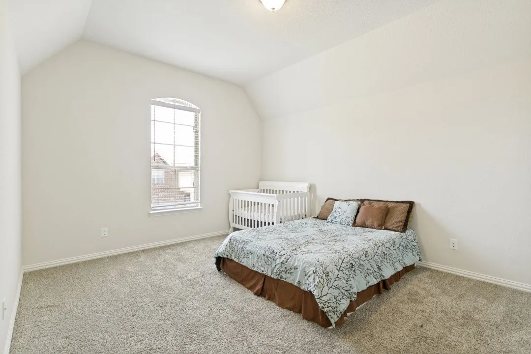 Huge secondary bedroom upstairs