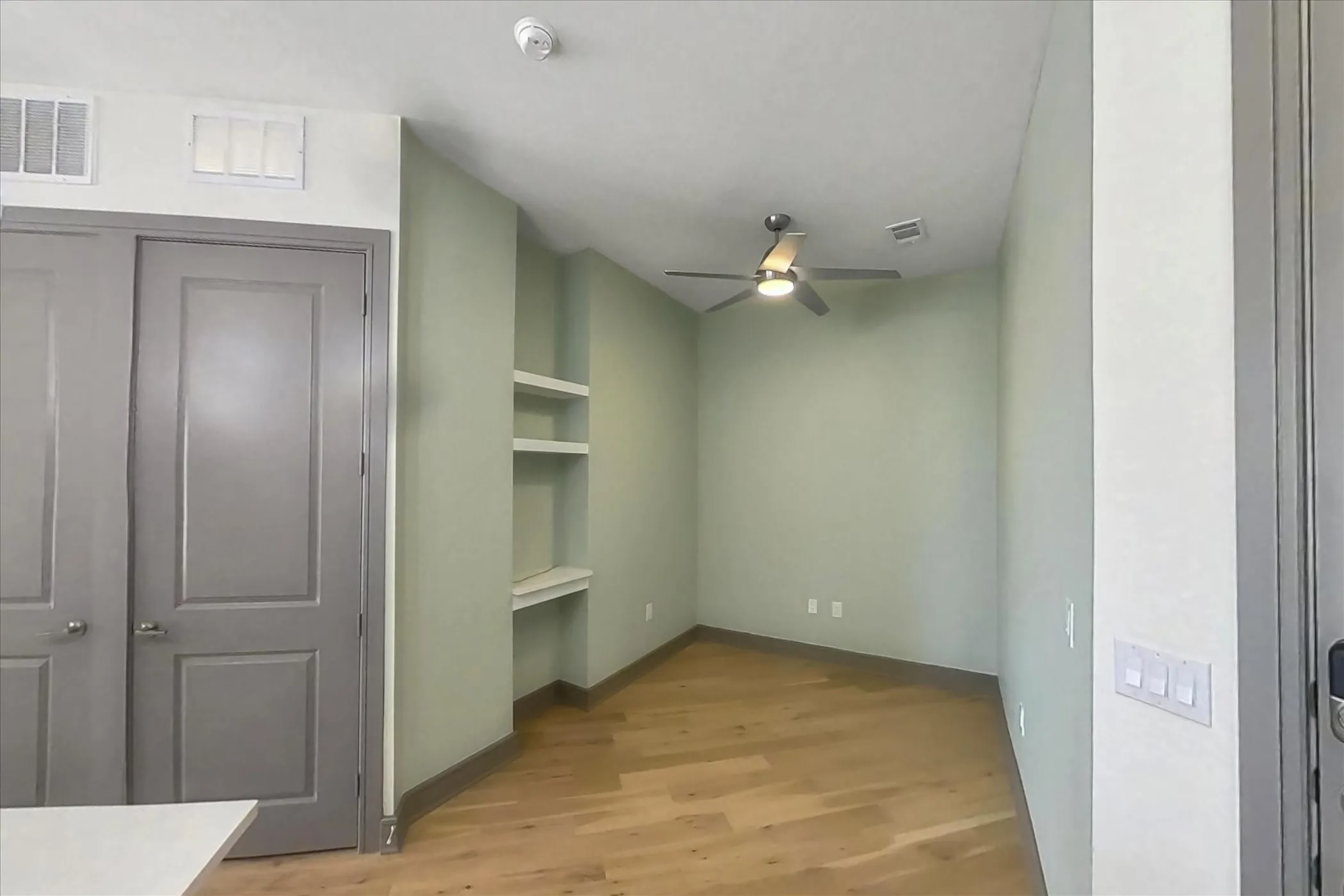 Condominium For Sale in Denton County , 2700 Old Denton Road 2259, Carrollton, Texas 75007, 2 Bedroom, 2 Bathroom, 2 Garage spaces, 1,320 Sqft, built in 2021, mls#21268849, Real Estate Agent in Carrollton, Homes For Sale in Denton county, Homes For Sale in Carrollton, Realtor in Carrollton Texas, Real Estate Brokerage Independent Realty Texas, Luminita Cordes Realtor