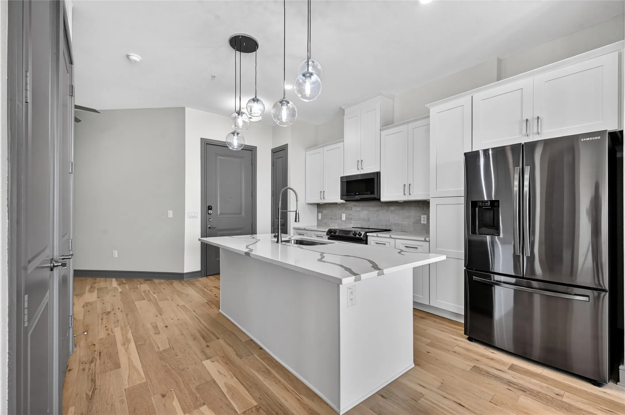 Condominium For Sale in Denton County , 2700 Old Denton Road 2259, Carrollton, Texas 75007, 2 Bedroom, 2 Bathroom, 2 Garage spaces, 1,320 Sqft, built in 2021, mls#21268849, Real Estate Agent in Carrollton, Homes For Sale in Denton county, Homes For Sale in Carrollton, Realtor in Carrollton Texas, Real Estate Brokerage Independent Realty Texas, Luminita Cordes Realtor