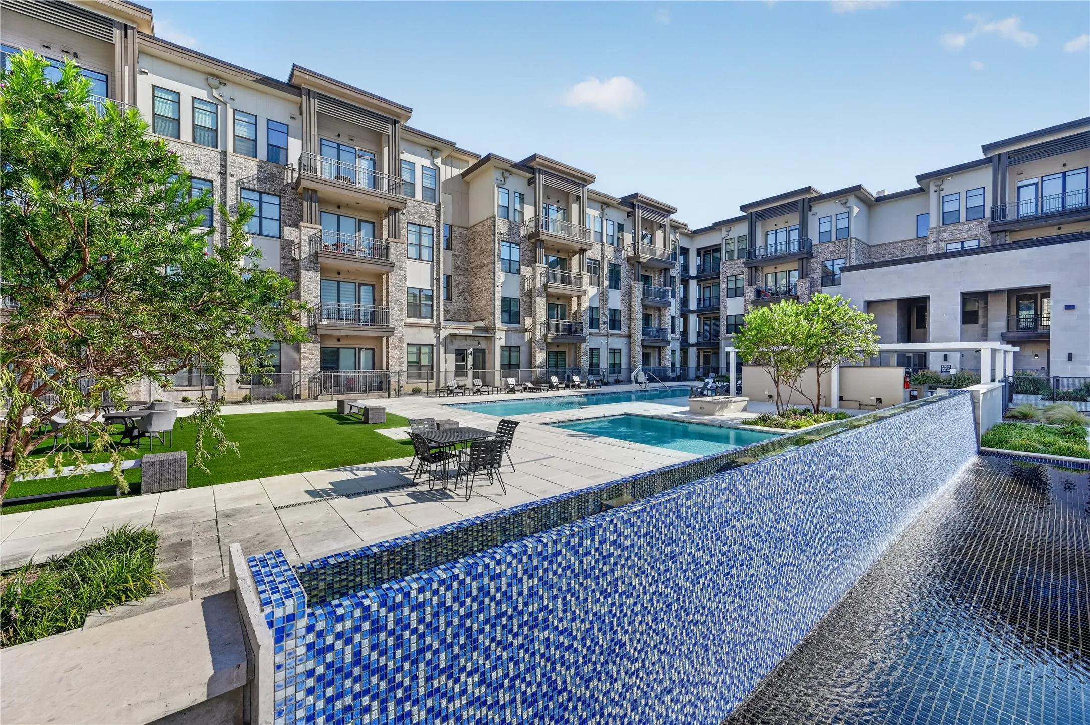 Condominium For Sale in Denton County , 2700 Old Denton Road 2259, Carrollton, Texas 75007, 2 Bedroom, 2 Bathroom, 2 Garage spaces, 1,320 Sqft, built in 2021, mls#21268849, Real Estate Agent in Carrollton, Homes For Sale in Denton county, Homes For Sale in Carrollton, Realtor in Carrollton Texas, Real Estate Brokerage Independent Realty Texas, Luminita Cordes Realtor