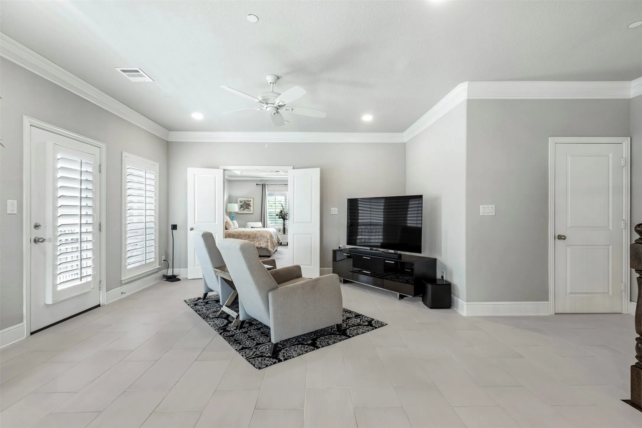 Townhouse For Sale in Collin County , 7609 Renaissance Boulevard, Mc Kinney, Texas 75070, 3 Bedroom, 3 Bathroom, 2 Garage spaces, 2,400 Sqft, built in 2017, mls#21264891, Real Estate Agent in Mc Kinney, Homes For Sale in Collin county, Homes For Sale in Mc Kinney, Realtor in Mc Kinney Texas, Real Estate Brokerage Independent Realty Texas, Luminita Cordes Realtor