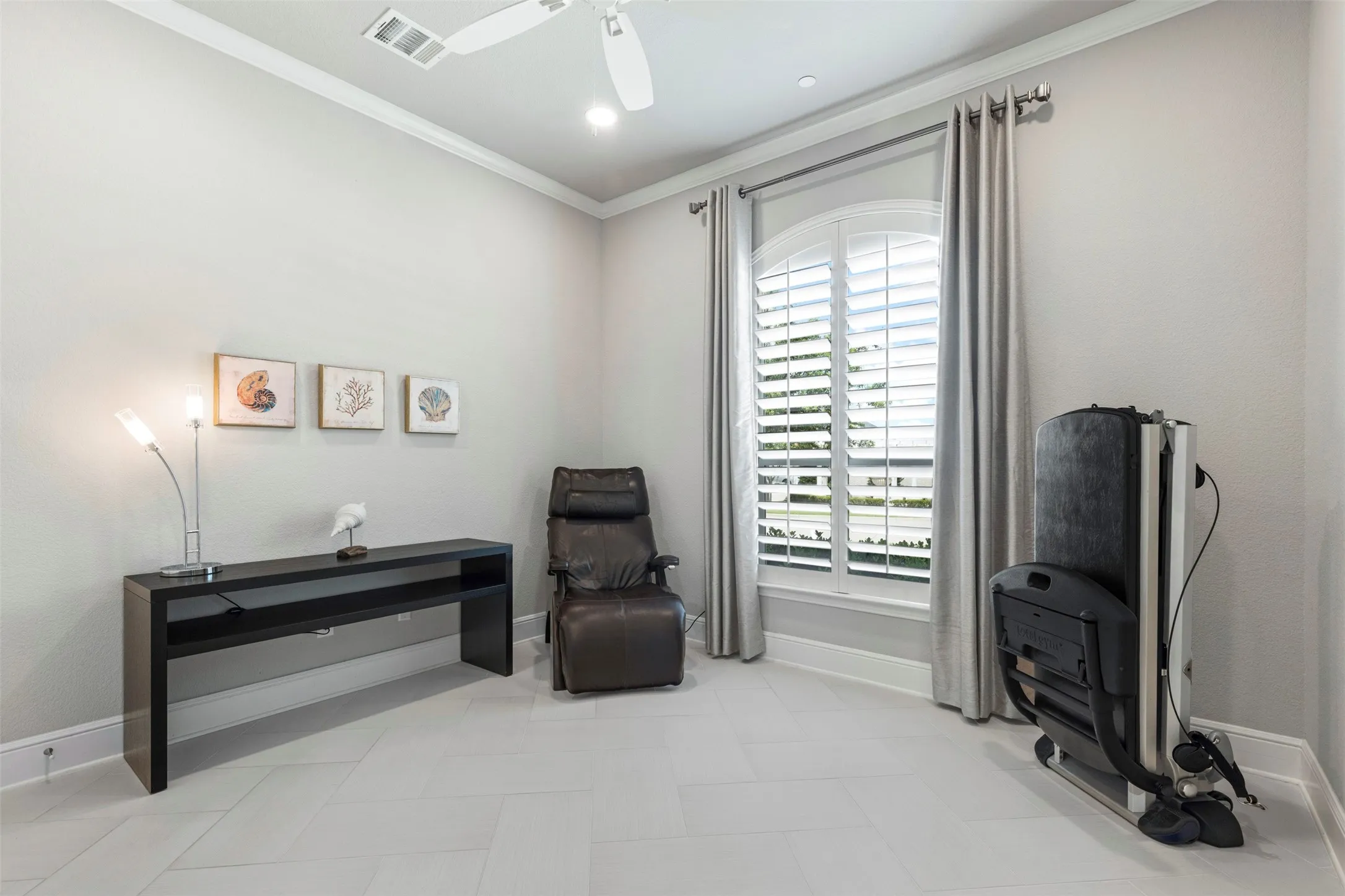 Townhouse For Sale in Collin County , 7609 Renaissance Boulevard, Mc Kinney, Texas 75070, 3 Bedroom, 3 Bathroom, 2 Garage spaces, 2,400 Sqft, built in 2017, mls#21264891, Real Estate Agent in Mc Kinney, Homes For Sale in Collin county, Homes For Sale in Mc Kinney, Realtor in Mc Kinney Texas, Real Estate Brokerage Independent Realty Texas, Luminita Cordes Realtor