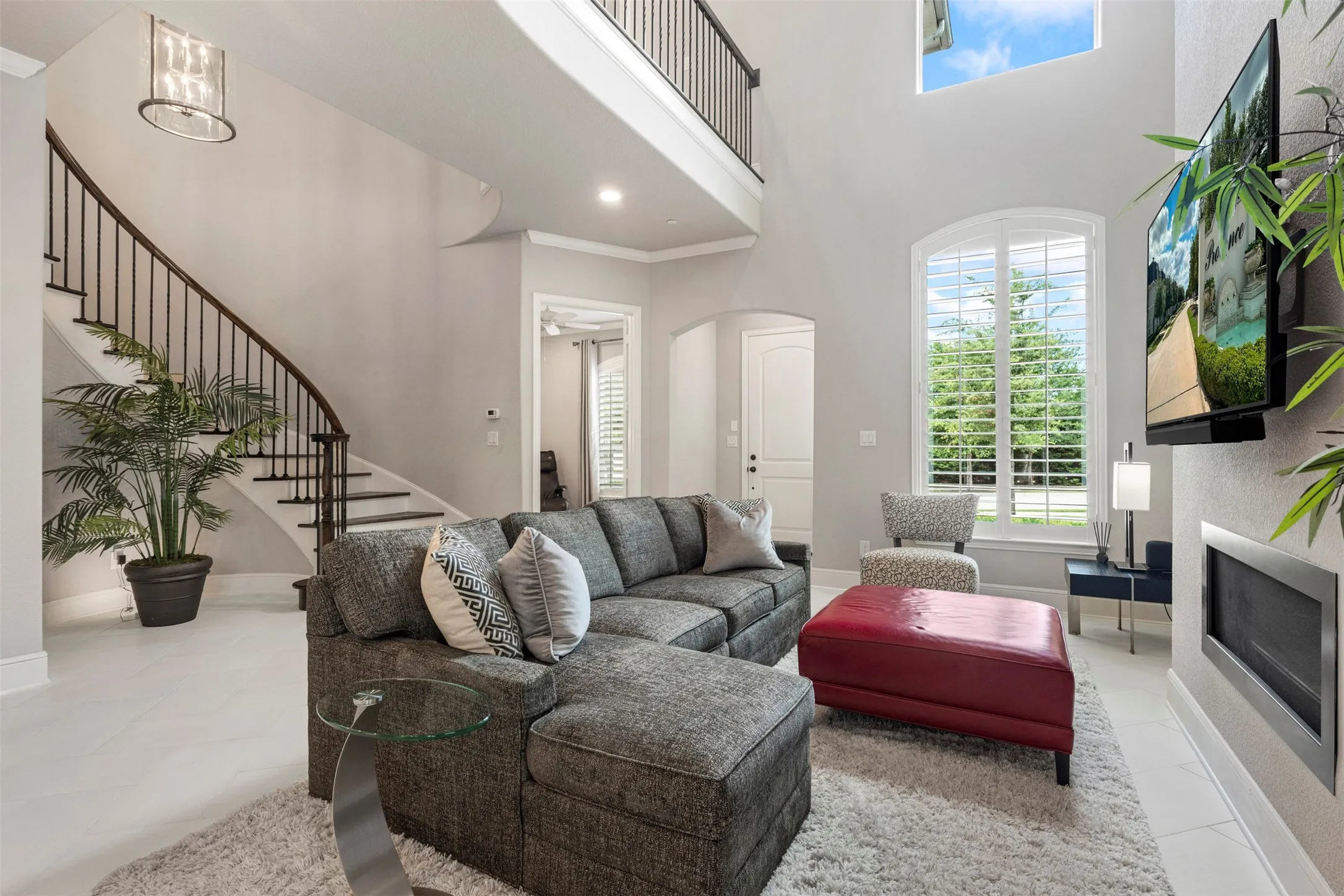 Townhouse For Sale in Collin County , 7609 Renaissance Boulevard, Mc Kinney, Texas 75070, 3 Bedroom, 3 Bathroom, 2 Garage spaces, 2,400 Sqft, built in 2017, mls#21264891, Real Estate Agent in Mc Kinney, Homes For Sale in Collin county, Homes For Sale in Mc Kinney, Realtor in Mc Kinney Texas, Real Estate Brokerage Independent Realty Texas, Luminita Cordes Realtor