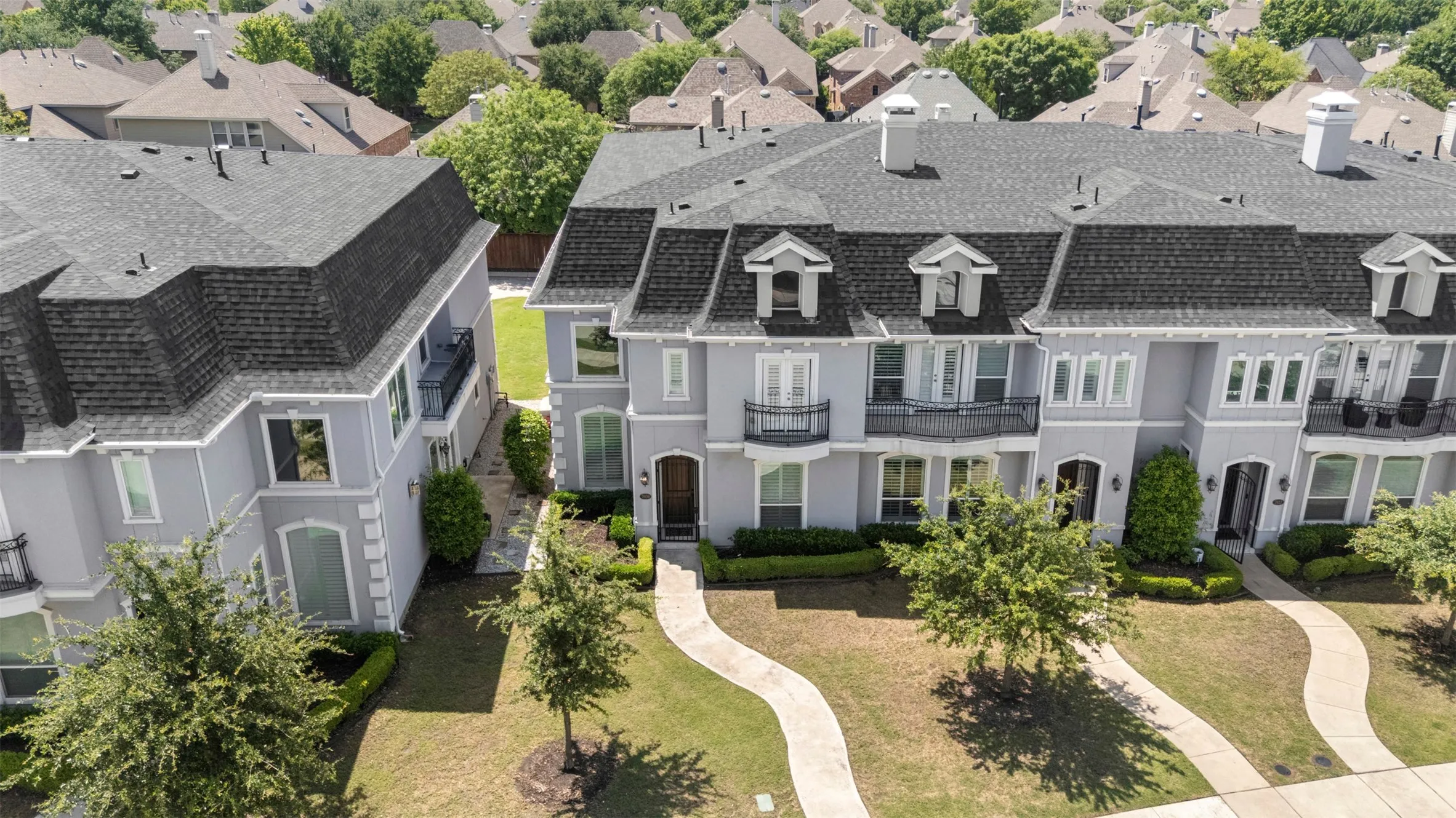Townhouse For Sale in Collin County , 7609 Renaissance Boulevard, Mc Kinney, Texas 75070, 3 Bedroom, 3 Bathroom, 2 Garage spaces, 2,400 Sqft, built in 2017, mls#21264891, Real Estate Agent in Mc Kinney, Homes For Sale in Collin county, Homes For Sale in Mc Kinney, Realtor in Mc Kinney Texas, Real Estate Brokerage Independent Realty Texas, Luminita Cordes Realtor