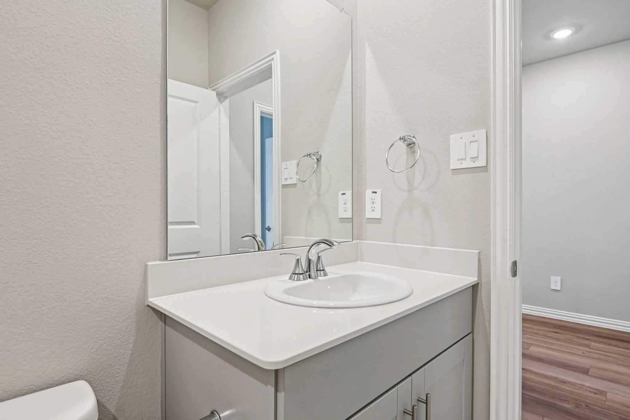 Photo is not of the actual home, but is an inspirational photo of builder’s model home and may depict options, furnishings, and/or decorator features that are not included.