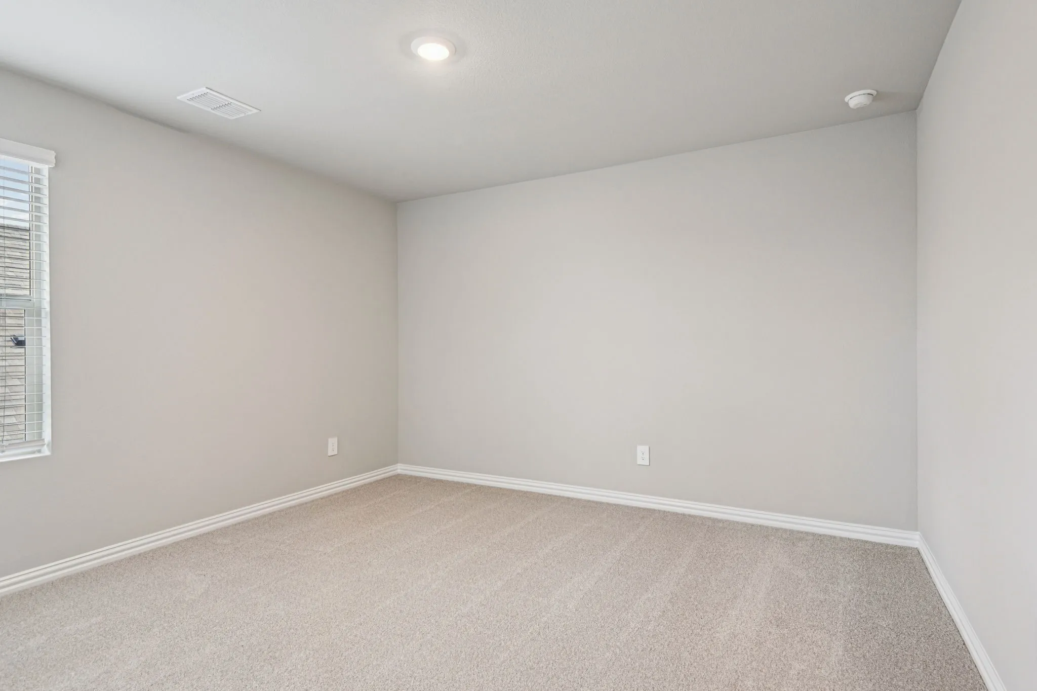 Photo is not of the actual home, but is an inspirational photo of builder’s model home and may depict options, furnishings, and/or decorator features that are not included.