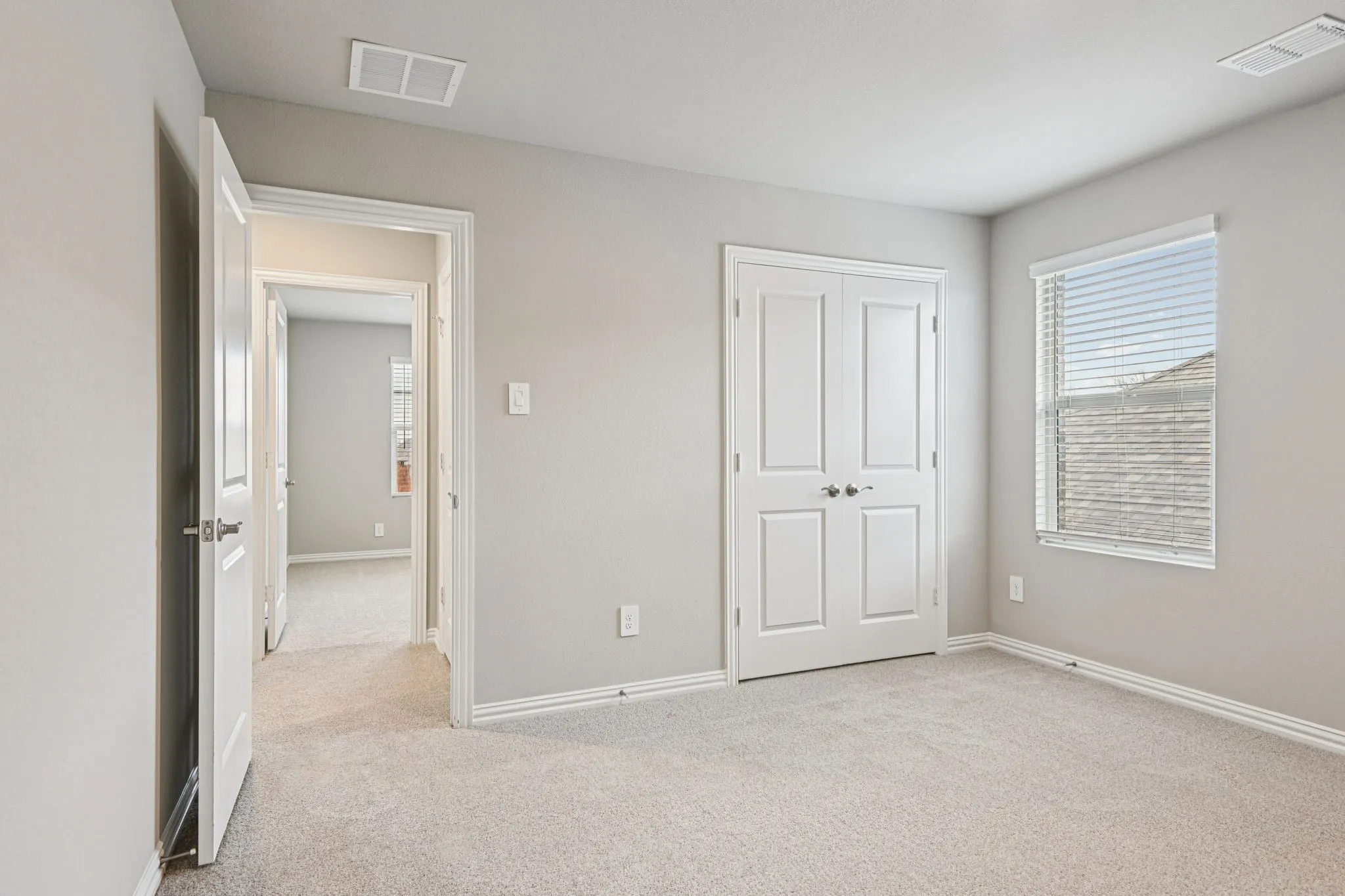 Photo is not of the actual home, but is an inspirational photo of builder’s model home and may depict options, furnishings, and/or decorator features that are not included.