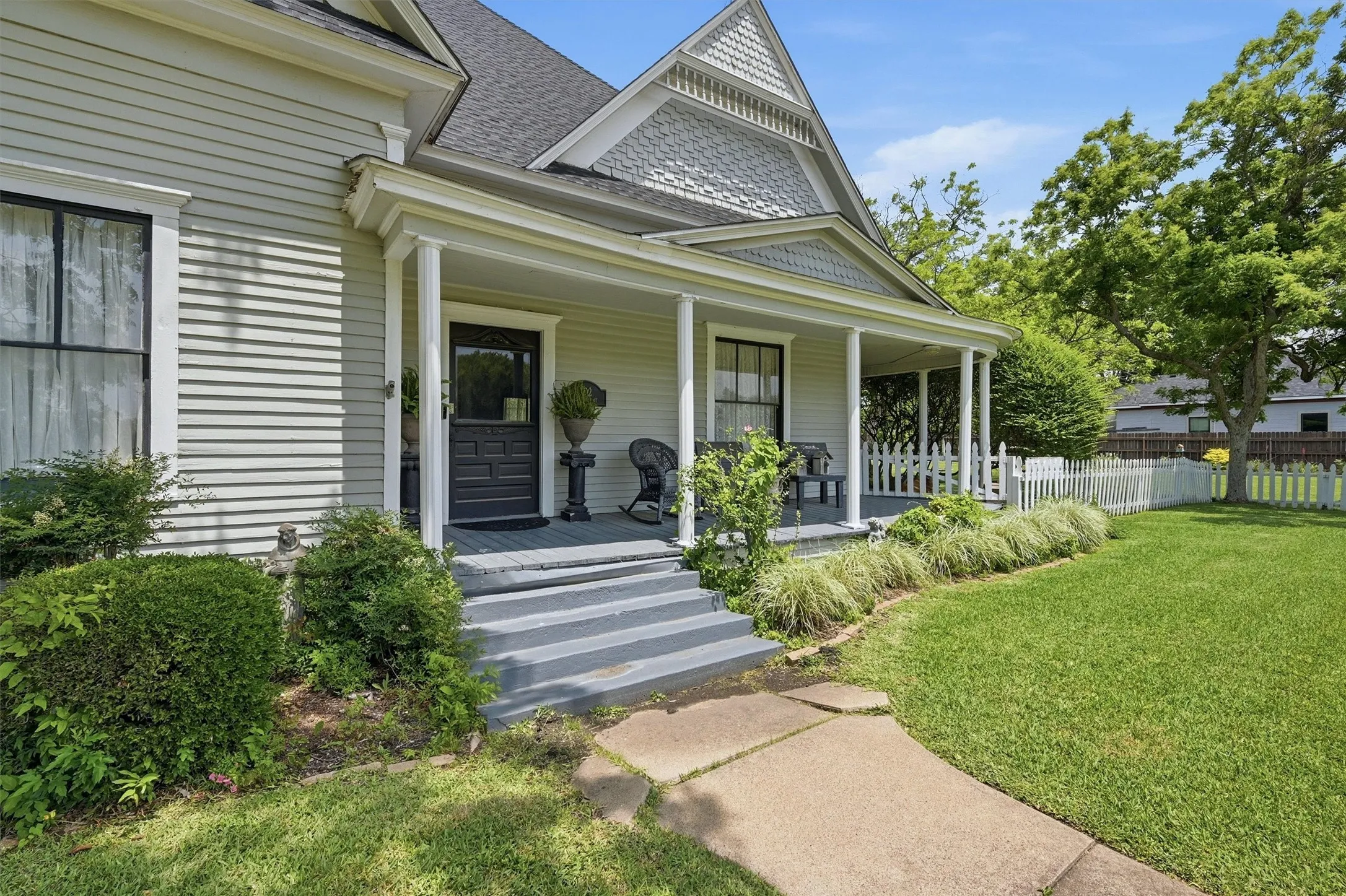 Office For Sale in Collin County , 202 E Main Street, Celina, Texas 75009, 0, 0, Garage spaces, 0 Sqft, built in 1915, Price $2,200,000, mls#21269266, Real Estate Agent in Celina, Homes For Sale in Collin county, Homes For Sale in Celina, Realtor in Celina Texas, Real Estate Brokerage Independent Realty Texas, Luminita Cordes Realtor