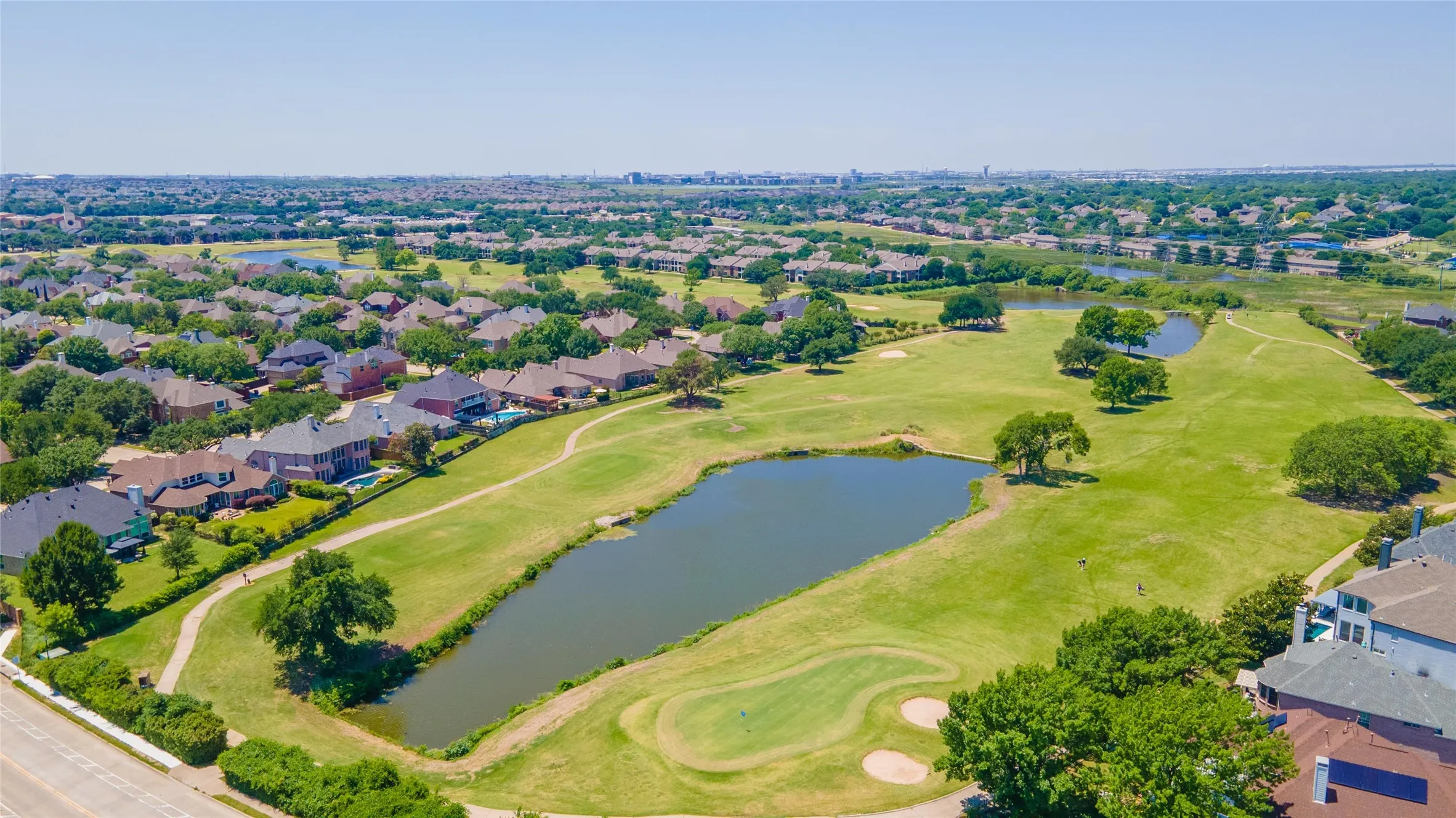 Single Family Residence For Sale in Dallas County , 202 Brittany Drive, Coppell, Texas 75019, 5 Bedroom, 4 Bathroom, 2 Garage spaces, 4,136 Sqft, built in 1996, mls#21273653, Real Estate Agent in Coppell, Homes For Sale in Dallas county, Homes For Sale in Coppell, Realtor in Coppell Texas, Real Estate Brokerage Independent Realty Texas, Luminita Cordes Realtor