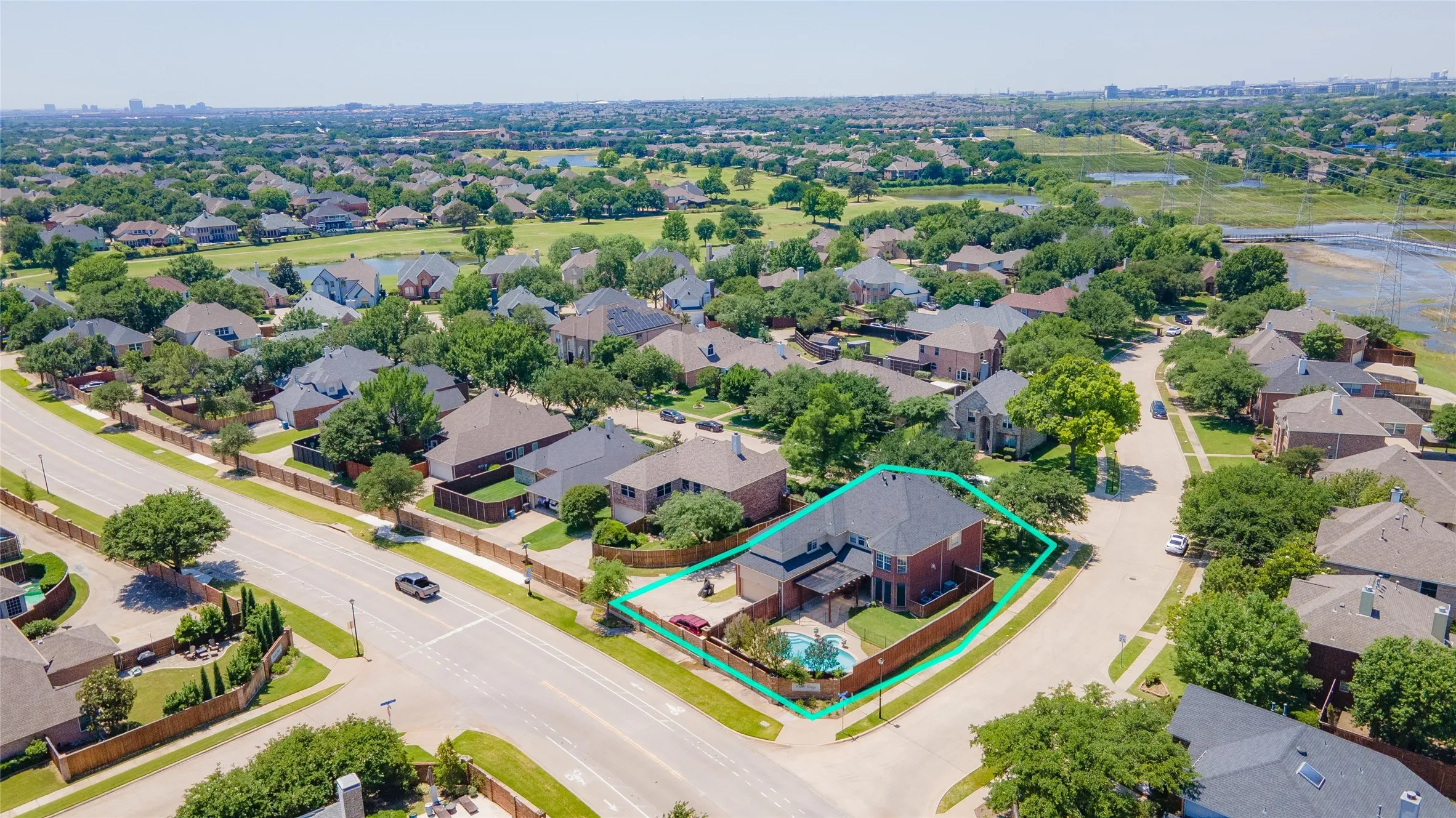 Single Family Residence For Sale in Dallas County , 202 Brittany Drive, Coppell, Texas 75019, 5 Bedroom, 4 Bathroom, 2 Garage spaces, 4,136 Sqft, built in 1996, mls#21273653, Real Estate Agent in Coppell, Homes For Sale in Dallas county, Homes For Sale in Coppell, Realtor in Coppell Texas, Real Estate Brokerage Independent Realty Texas, Luminita Cordes Realtor