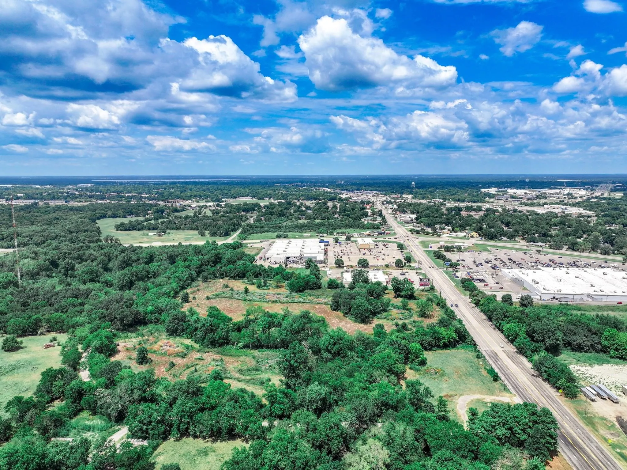 Unimproved Land For Sale in Hopkins County , 16 Acres S Broadway Street, Sulphur Springs, Texas 75482, 0, 0, Garage spaces, 0 Sqft, built in 1900, Price $550,000, mls#21274201, Real Estate Agent in Sulphur Springs, Homes For Sale in Hopkins county, Homes For Sale in Sulphur Springs, Realtor in Sulphur Springs Texas, Real Estate Brokerage Independent Realty Texas, Luminita Cordes Realtor