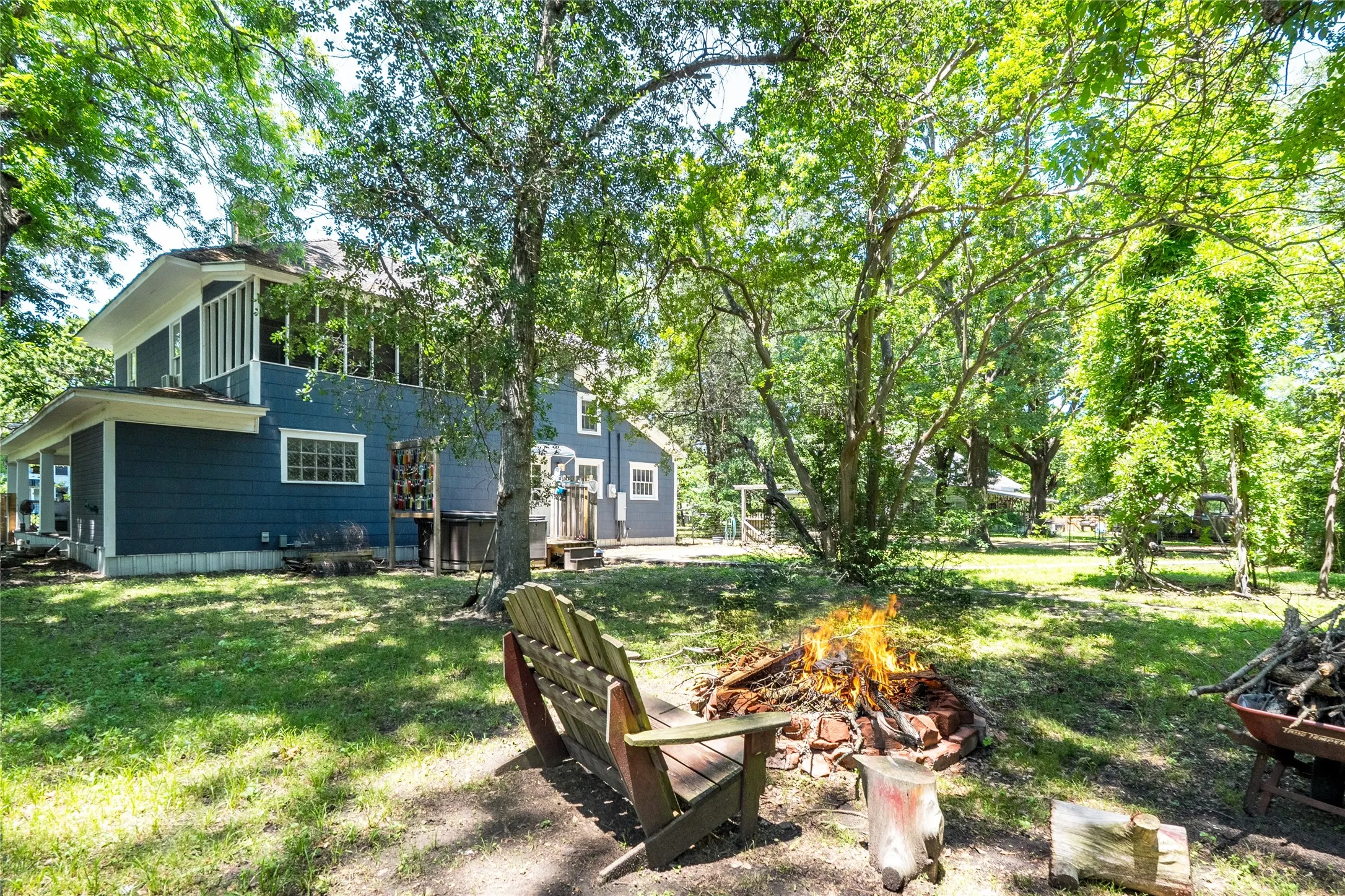 Single Family Residence For Sale in Kaufman County , 508 N Virginia Street, Terrell, Texas 75160, 5 Bedroom, 3 Bathroom, 3 Garage spaces, 3,464 Sqft, built in 1917, mls#21274223, Real Estate Agent in Terrell, Homes For Sale in Kaufman county, Homes For Sale in Terrell, Realtor in Terrell Texas, Real Estate Brokerage Independent Realty Texas, Luminita Cordes Realtor