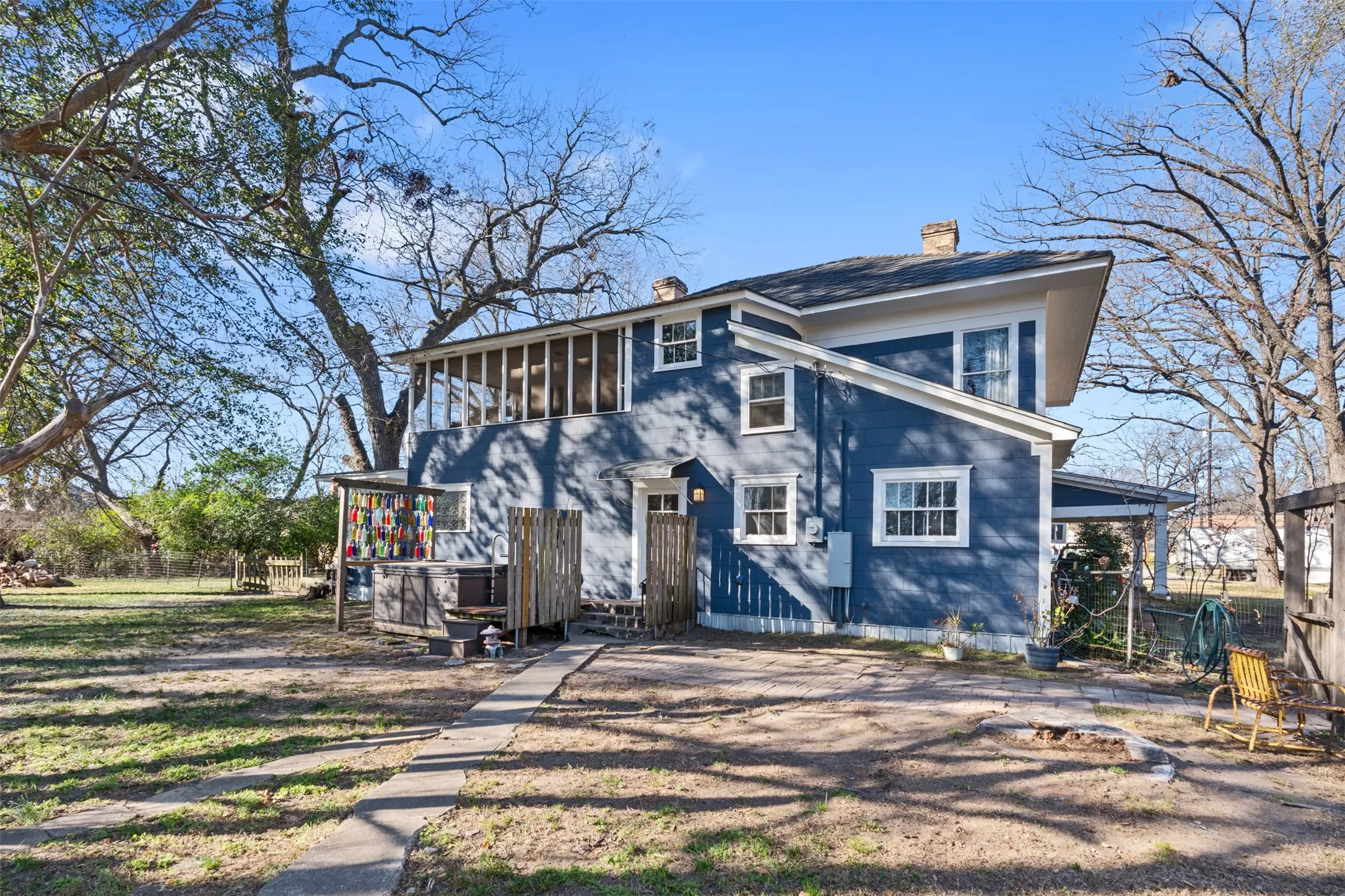 Single Family Residence For Sale in Kaufman County , 508 N Virginia Street, Terrell, Texas 75160, 5 Bedroom, 3 Bathroom, 3 Garage spaces, 3,464 Sqft, built in 1917, mls#21274223, Real Estate Agent in Terrell, Homes For Sale in Kaufman county, Homes For Sale in Terrell, Realtor in Terrell Texas, Real Estate Brokerage Independent Realty Texas, Luminita Cordes Realtor