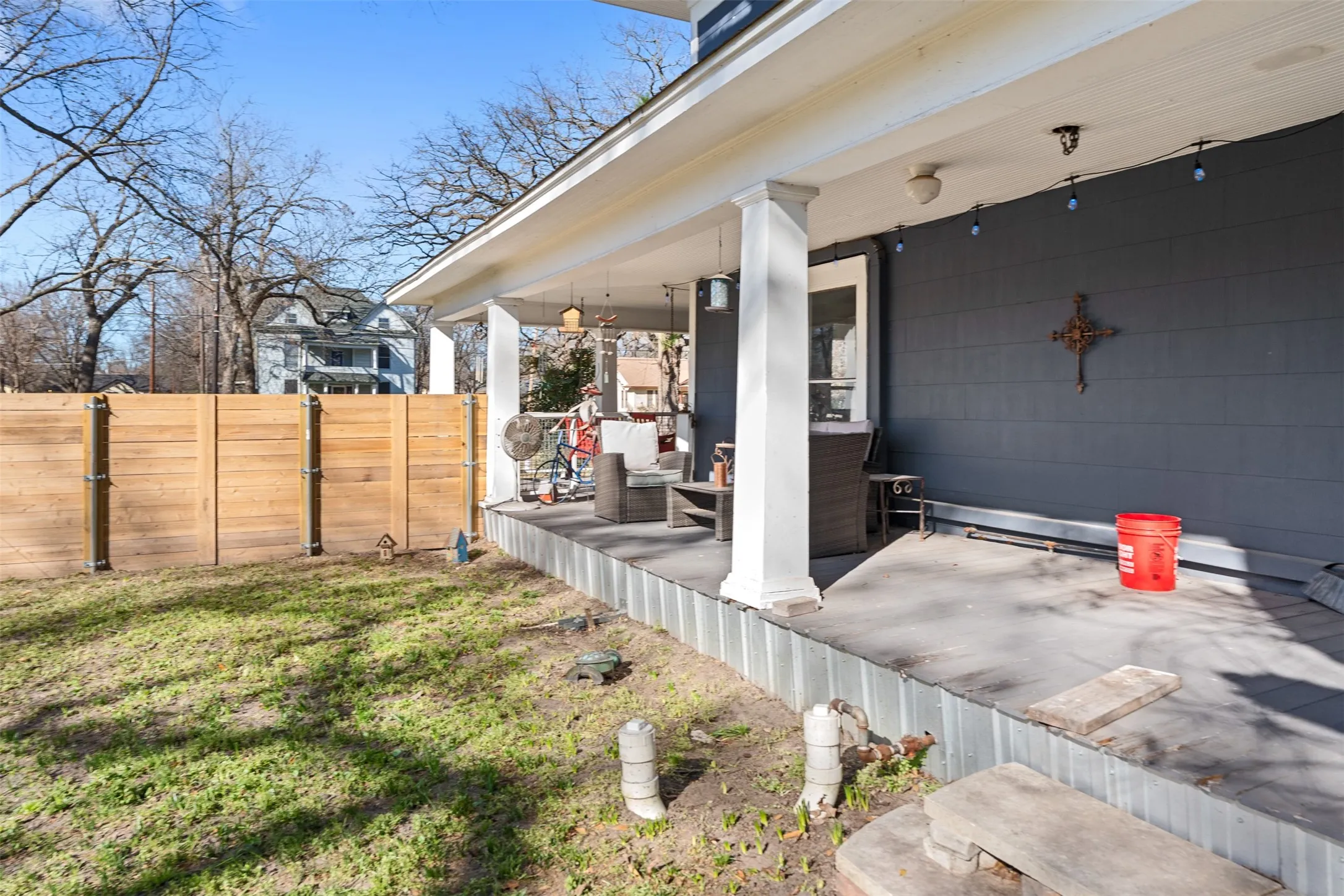 Single Family Residence For Sale in Kaufman County , 508 N Virginia Street, Terrell, Texas 75160, 5 Bedroom, 3 Bathroom, 3 Garage spaces, 3,464 Sqft, built in 1917, mls#21274223, Real Estate Agent in Terrell, Homes For Sale in Kaufman county, Homes For Sale in Terrell, Realtor in Terrell Texas, Real Estate Brokerage Independent Realty Texas, Luminita Cordes Realtor