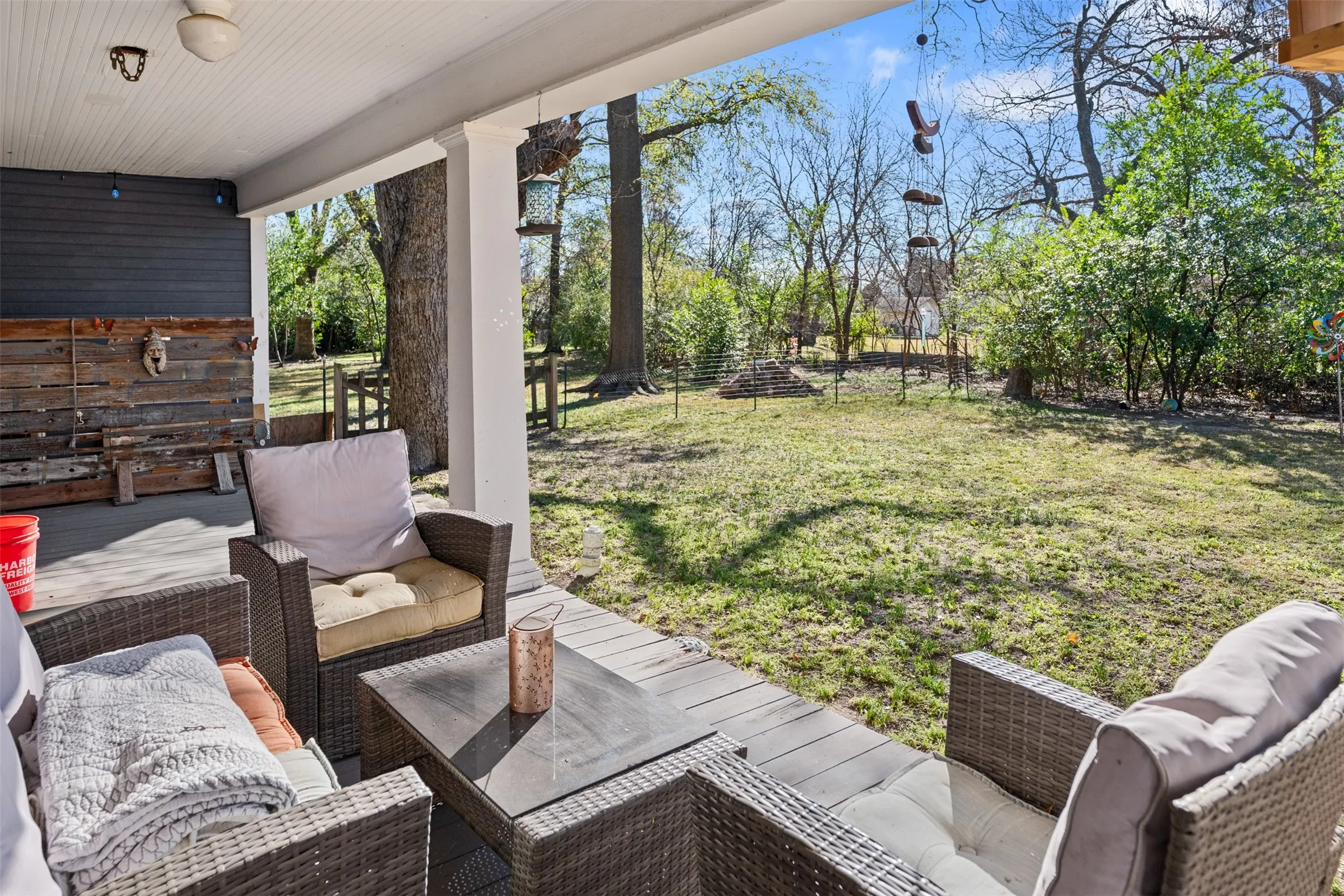 Single Family Residence For Sale in Kaufman County , 508 N Virginia Street, Terrell, Texas 75160, 5 Bedroom, 3 Bathroom, 3 Garage spaces, 3,464 Sqft, built in 1917, mls#21274223, Real Estate Agent in Terrell, Homes For Sale in Kaufman county, Homes For Sale in Terrell, Realtor in Terrell Texas, Real Estate Brokerage Independent Realty Texas, Luminita Cordes Realtor
