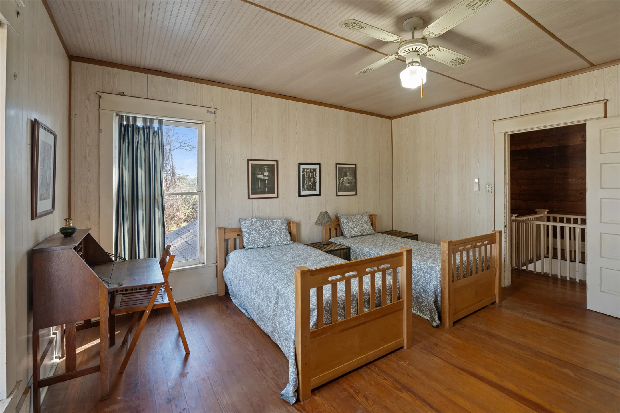 Single Family Residence For Sale in Kaufman County , 508 N Virginia Street, Terrell, Texas 75160, 5 Bedroom, 3 Bathroom, 3 Garage spaces, 3,464 Sqft, built in 1917, mls#21274223, Real Estate Agent in Terrell, Homes For Sale in Kaufman county, Homes For Sale in Terrell, Realtor in Terrell Texas, Real Estate Brokerage Independent Realty Texas, Luminita Cordes Realtor