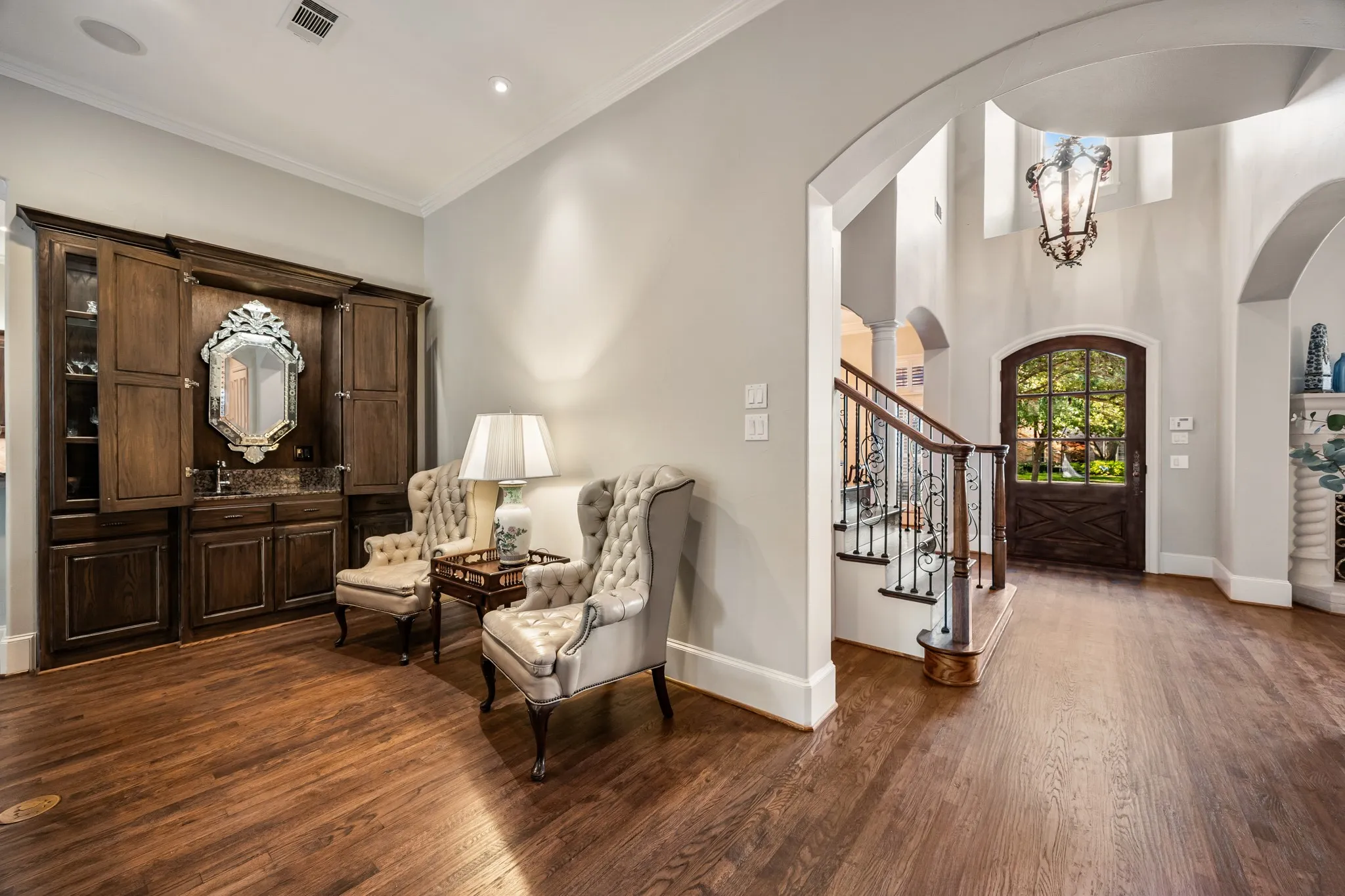 Single Family Residence For Sale in Dallas County , 7215 Centenary Avenue, Dallas, Texas 75225, 5 Bedroom, 5 Bathroom, 2 Garage spaces, 5,670 Sqft, built in 1998, mls#21272378, Real Estate Agent in Dallas, Homes For Sale in Dallas county, Homes For Sale in Dallas, Realtor in Dallas Texas, Real Estate Brokerage Independent Realty Texas, Luminita Cordes Realtor