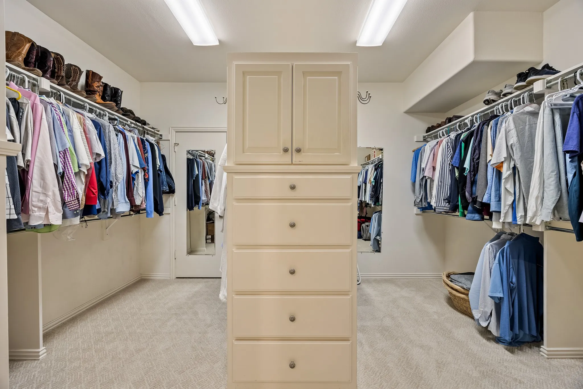 Master Closet #1