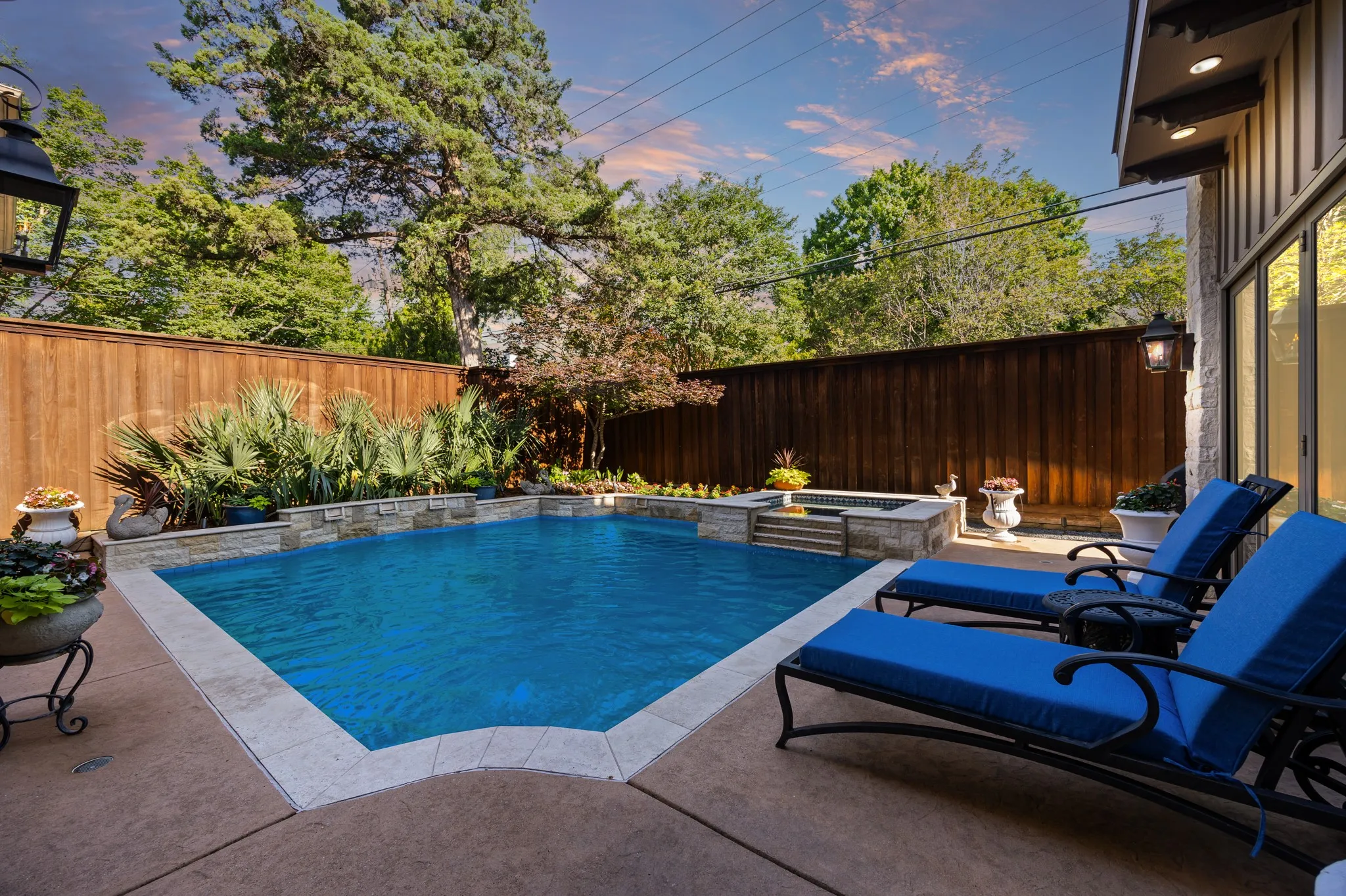 Single Family Residence For Sale in Dallas County , 7215 Centenary Avenue, Dallas, Texas 75225, 5 Bedroom, 5 Bathroom, 2 Garage spaces, 5,670 Sqft, built in 1998, mls#21272378, Real Estate Agent in Dallas, Homes For Sale in Dallas county, Homes For Sale in Dallas, Realtor in Dallas Texas, Real Estate Brokerage Independent Realty Texas, Luminita Cordes Realtor