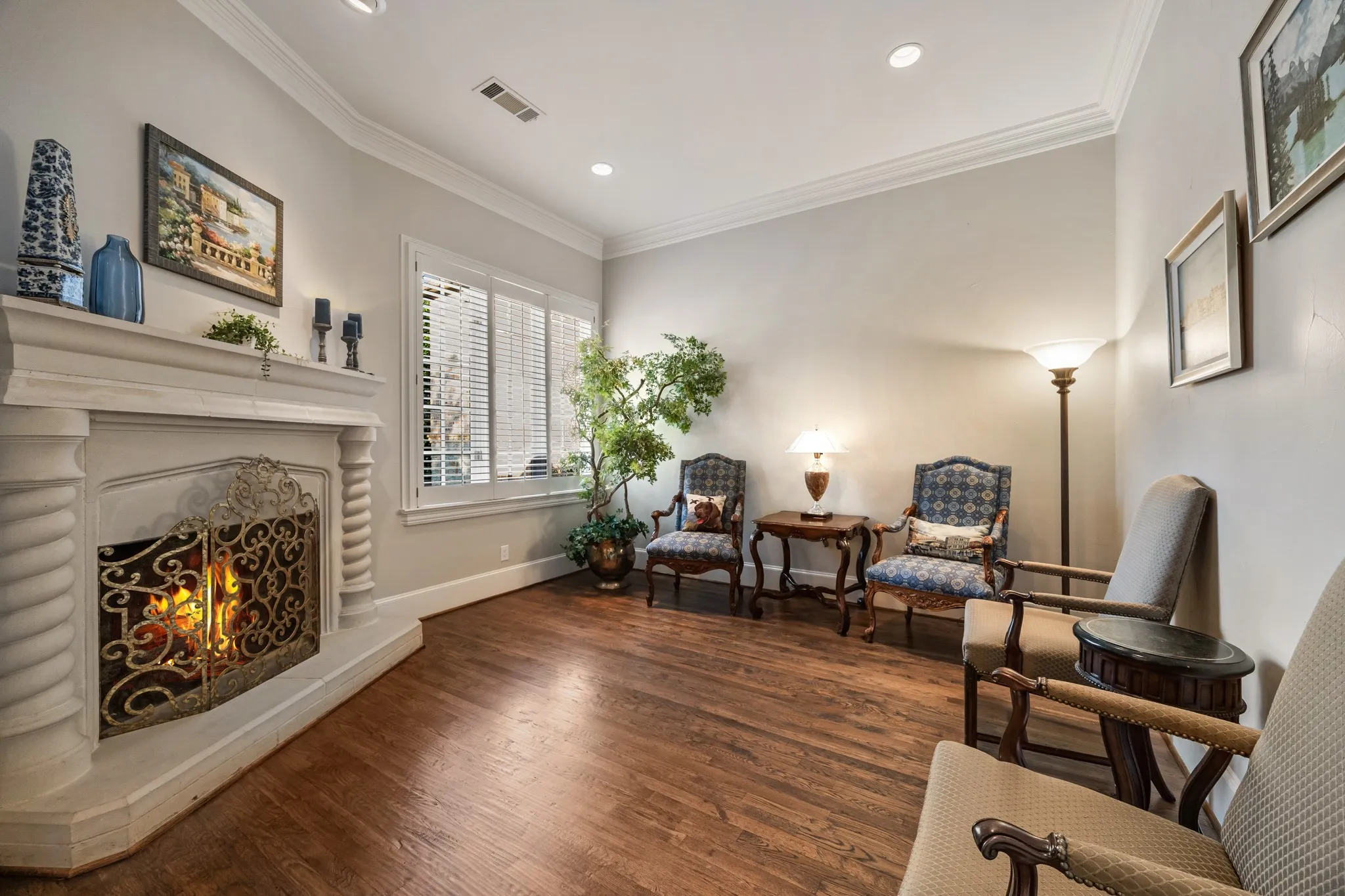 Single Family Residence For Sale in Dallas County , 7215 Centenary Avenue, Dallas, Texas 75225, 5 Bedroom, 5 Bathroom, 2 Garage spaces, 5,670 Sqft, built in 1998, mls#21272378, Real Estate Agent in Dallas, Homes For Sale in Dallas county, Homes For Sale in Dallas, Realtor in Dallas Texas, Real Estate Brokerage Independent Realty Texas, Luminita Cordes Realtor