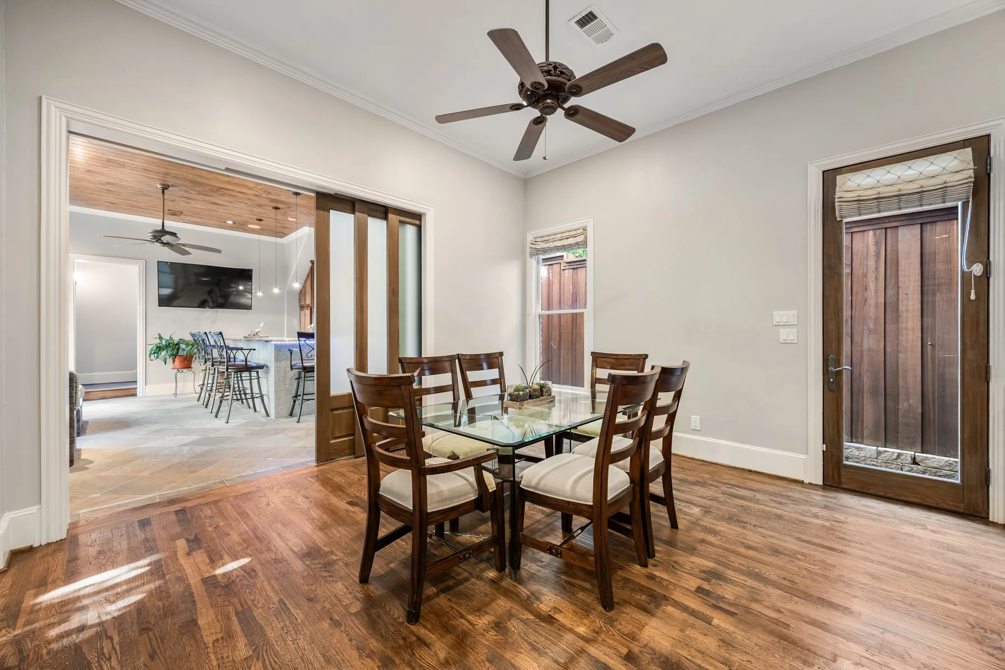 Single Family Residence For Sale in Dallas County , 7215 Centenary Avenue, Dallas, Texas 75225, 5 Bedroom, 5 Bathroom, 2 Garage spaces, 5,670 Sqft, built in 1998, mls#21272378, Real Estate Agent in Dallas, Homes For Sale in Dallas county, Homes For Sale in Dallas, Realtor in Dallas Texas, Real Estate Brokerage Independent Realty Texas, Luminita Cordes Realtor
