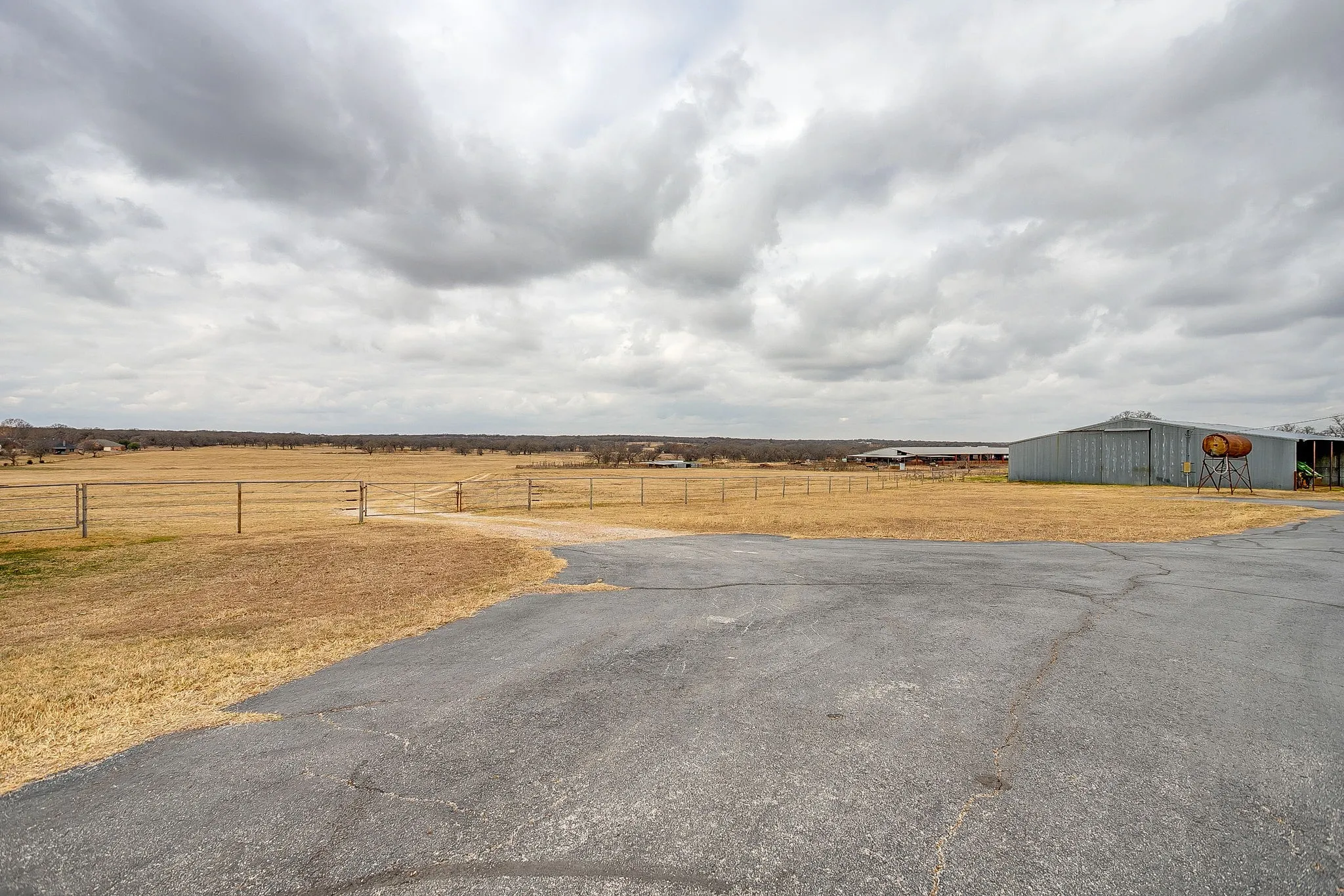 Ranch For Sale in Wise County , 938 County Road 3341, Paradise, Texas 76073, 0, 0, Garage spaces, 0 Sqft, built in 1975, Price $1,200,000, mls#21273820, Real Estate Agent in Paradise, Homes For Sale in Wise county, Homes For Sale in Paradise, Realtor in Paradise Texas, Real Estate Brokerage Independent Realty Texas, Luminita Cordes Realtor