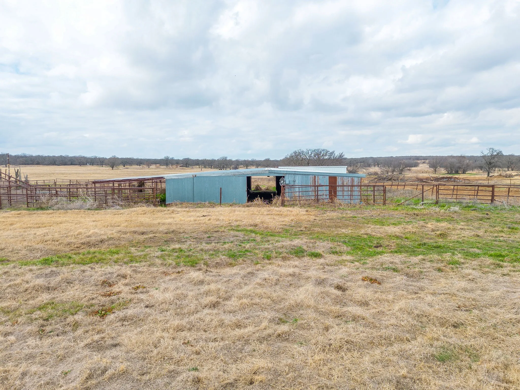 Ranch For Sale in Wise County , 938 County Road 3341, Paradise, Texas 76073, 0, 0, Garage spaces, 0 Sqft, built in 1975, Price $1,200,000, mls#21273820, Real Estate Agent in Paradise, Homes For Sale in Wise county, Homes For Sale in Paradise, Realtor in Paradise Texas, Real Estate Brokerage Independent Realty Texas, Luminita Cordes Realtor
