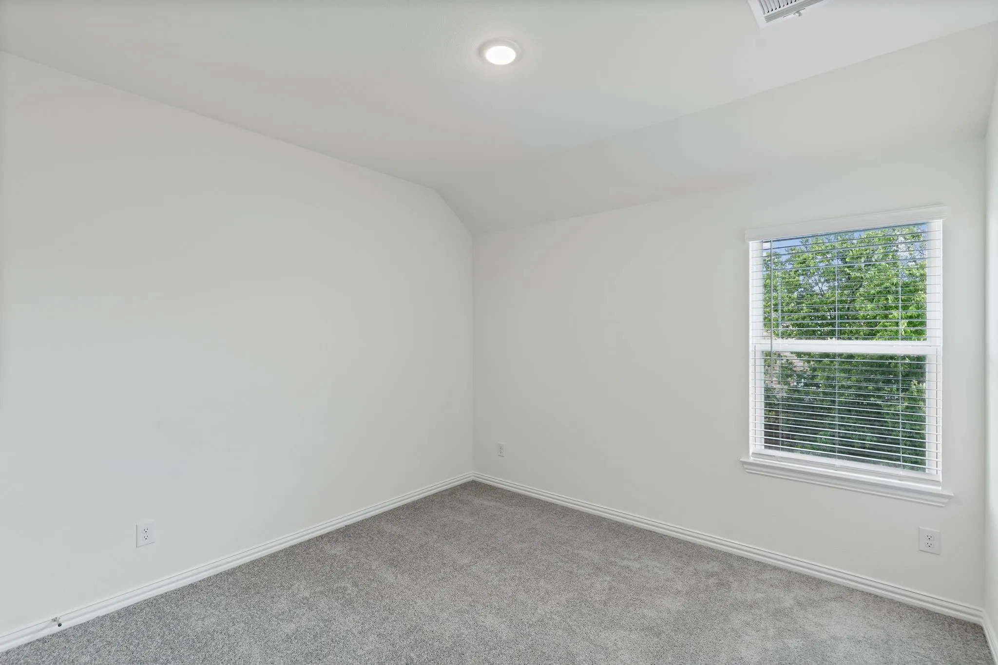 Townhouse For Rent in Dallas County , 3705 Pierce Lane, Grand Prairie, Texas 75052, 3 Bedrooms, 3 Bathrooms, 2 Garage spaces, 1,819 Sqft, built in 2024, Price $3,000, mls#21271119, Real Estate Agent in Grand Prairie, Homes For Rent in Dallas county, Homes For Rent in Grand Prairie, Realtor in Grand Prairie Texas, Real Estate Brokerage Independent Realty Texas, Luminita Cordes Realtor