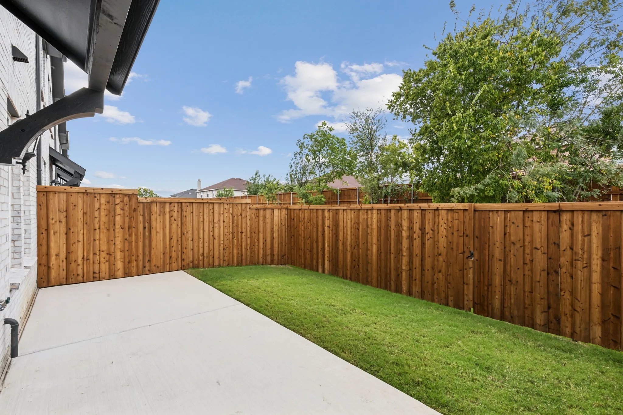 Townhouse For Rent in Dallas County , 3705 Pierce Lane, Grand Prairie, Texas 75052, 3 Bedrooms, 3 Bathrooms, 2 Garage spaces, 1,819 Sqft, built in 2024, Price $3,000, mls#21271119, Real Estate Agent in Grand Prairie, Homes For Rent in Dallas county, Homes For Rent in Grand Prairie, Realtor in Grand Prairie Texas, Real Estate Brokerage Independent Realty Texas, Luminita Cordes Realtor