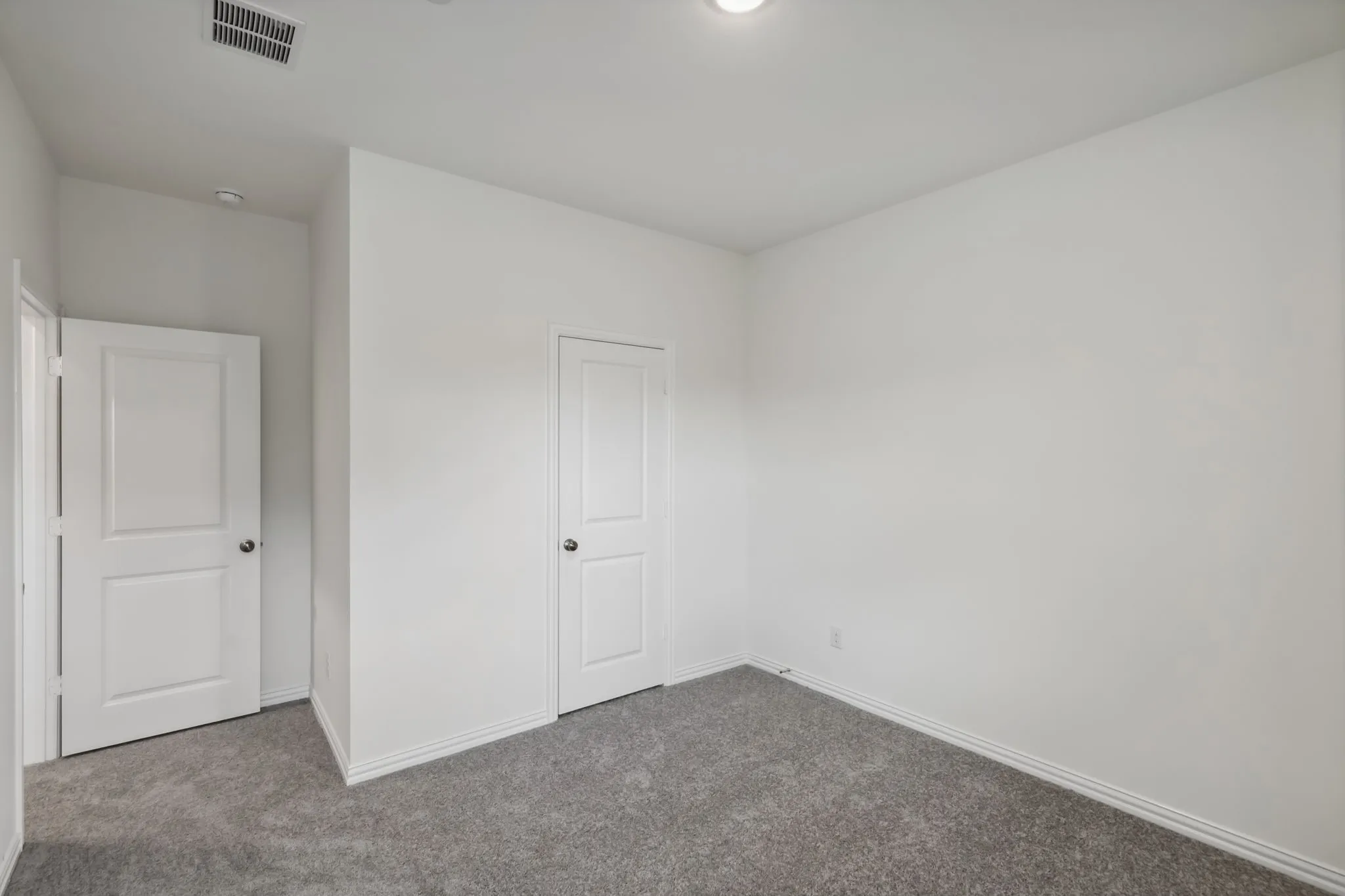 Townhouse For Rent in Dallas County , 3705 Pierce Lane, Grand Prairie, Texas 75052, 3 Bedrooms, 3 Bathrooms, 2 Garage spaces, 1,819 Sqft, built in 2024, Price $3,000, mls#21271119, Real Estate Agent in Grand Prairie, Homes For Rent in Dallas county, Homes For Rent in Grand Prairie, Realtor in Grand Prairie Texas, Real Estate Brokerage Independent Realty Texas, Luminita Cordes Realtor