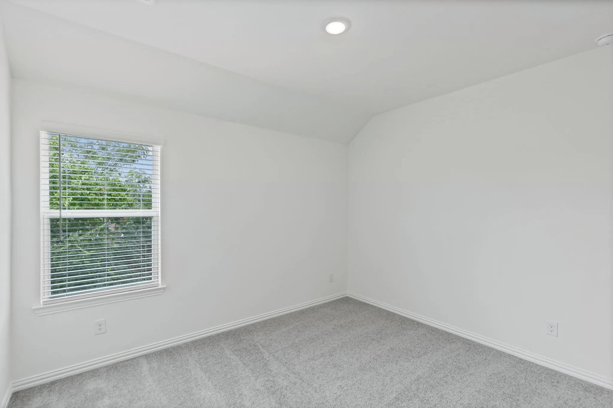 Townhouse For Rent in Dallas County , 3705 Pierce Lane, Grand Prairie, Texas 75052, 3 Bedrooms, 3 Bathrooms, 2 Garage spaces, 1,819 Sqft, built in 2024, Price $3,000, mls#21271119, Real Estate Agent in Grand Prairie, Homes For Rent in Dallas county, Homes For Rent in Grand Prairie, Realtor in Grand Prairie Texas, Real Estate Brokerage Independent Realty Texas, Luminita Cordes Realtor