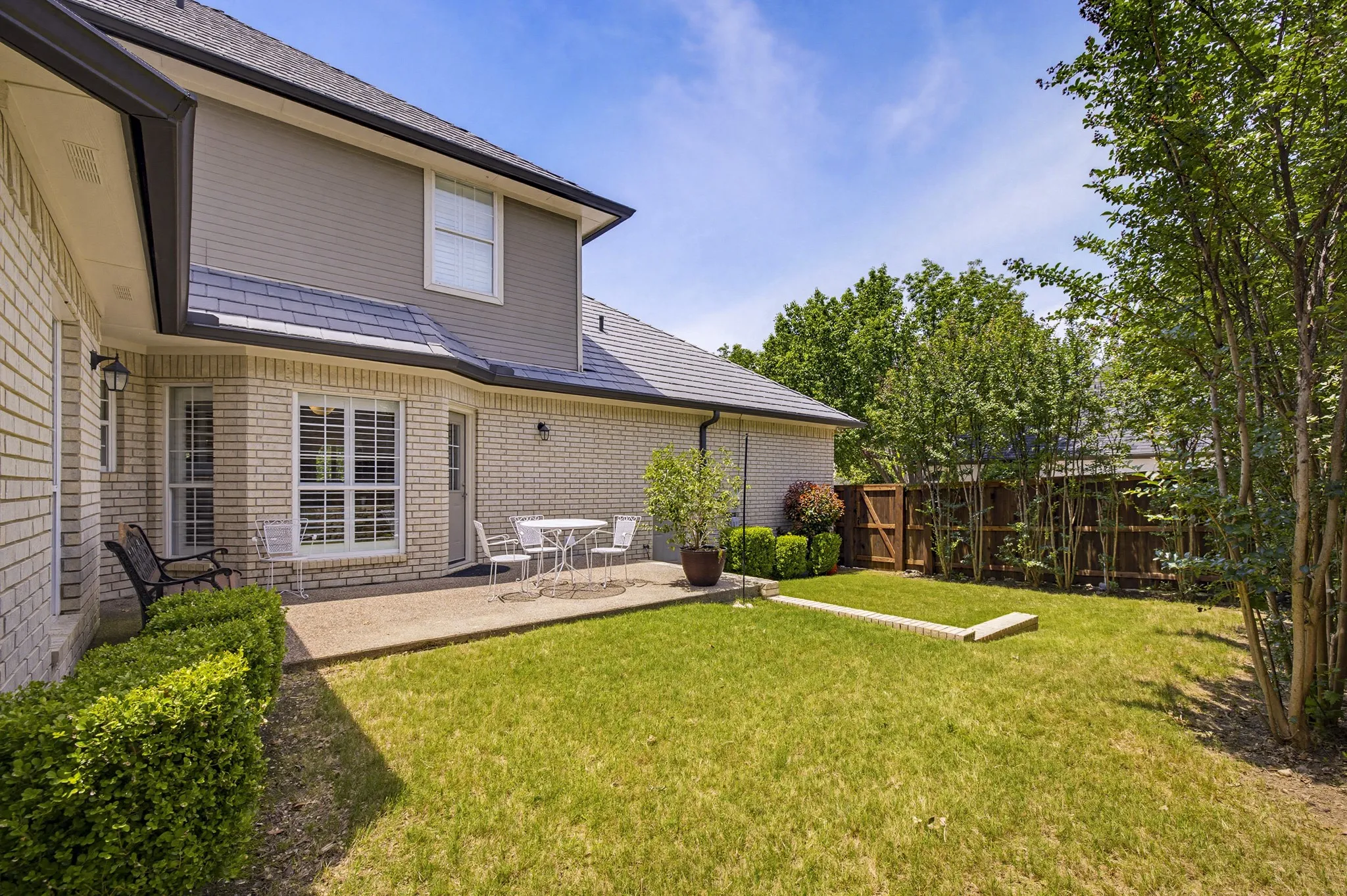 Single Family Residence For Sale in Tarrant County , 6524 Shoal Creek Road, Fort Worth, Texas 76132, 3 Bedrooms, 3 Bathrooms, 3 Garage spaces, 3,008 Sqft, built in 1994, Price $975,000, mls#21271057, Real Estate Agent in Fort Worth, Homes For Sale in Tarrant county, Homes For Sale in Fort Worth, Realtor in Fort Worth Texas, Real Estate Brokerage Independent Realty Texas, Luminita Cordes Realtor